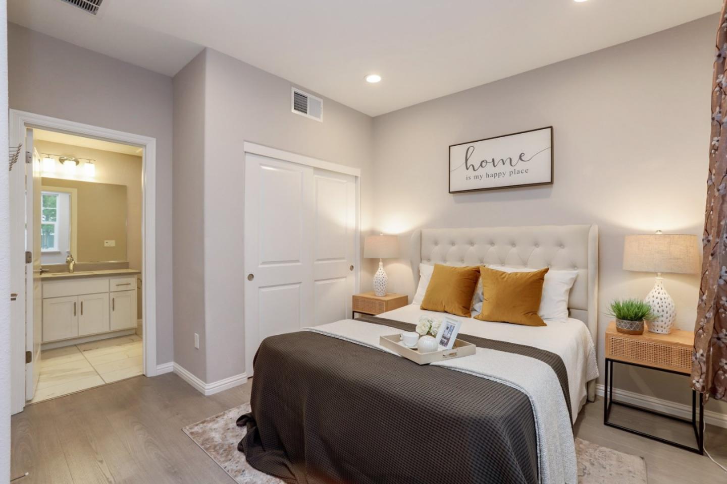 Detail Gallery Image 12 of 14 For 141 Orbit Way, Mountain View,  CA 94043 - 4 Beds | 3/1 Baths