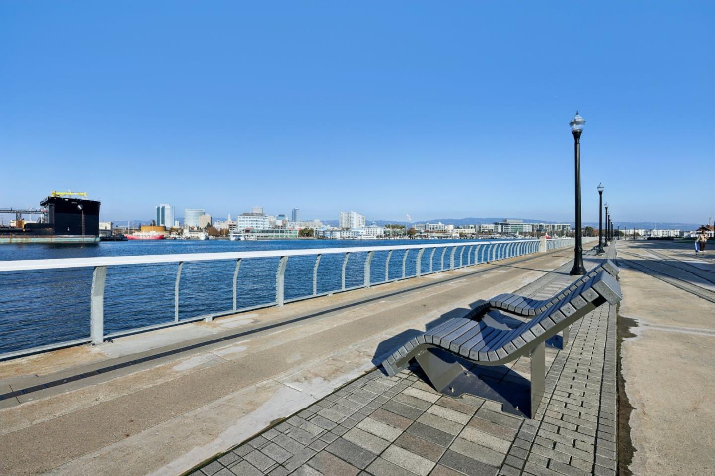 Detail Gallery Image 38 of 55 For 473 Sentinel Dr, Alameda,  CA 94501 - 2 Beds | 1/1 Baths