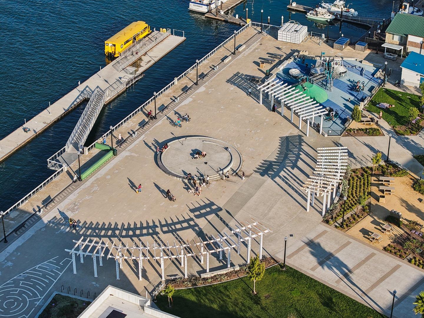 Detail Gallery Image 47 of 55 For 473 Sentinel Dr, Alameda,  CA 94501 - 2 Beds | 1/1 Baths