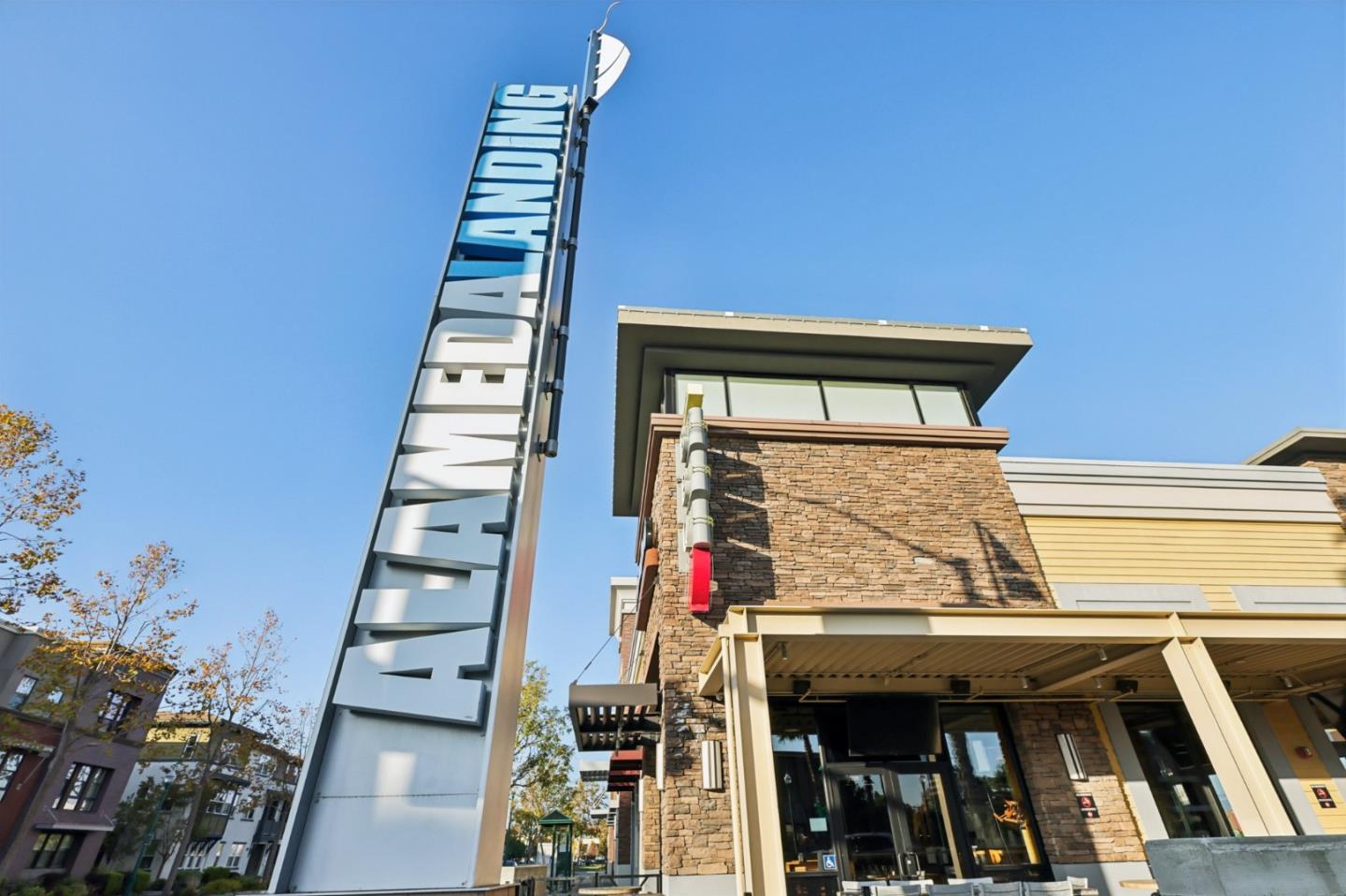 Detail Gallery Image 52 of 55 For 473 Sentinel Dr, Alameda,  CA 94501 - 2 Beds | 1/1 Baths