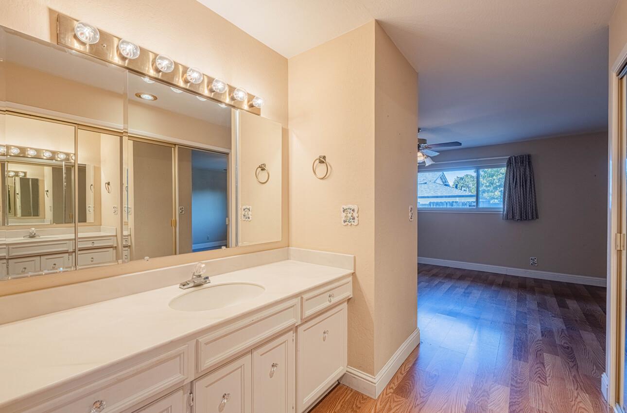 Detail Gallery Image 24 of 47 For 1007 Driftwood Pl, Salinas,  CA 93901 - 4 Beds | 3/1 Baths