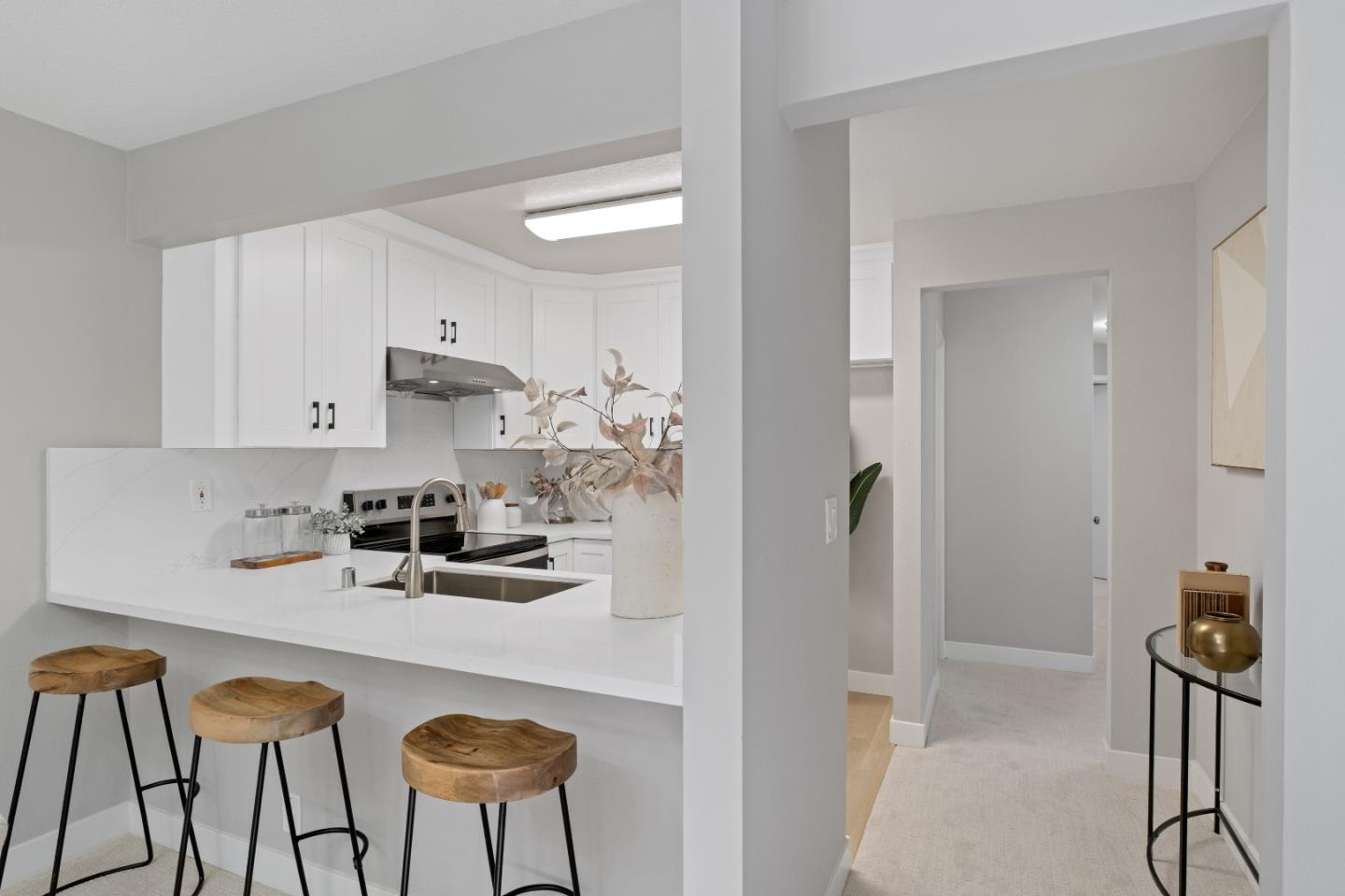 Detail Gallery Image 17 of 46 For 1327 Pebble Ct, San Jose,  CA 95131 - 3 Beds | 2 Baths