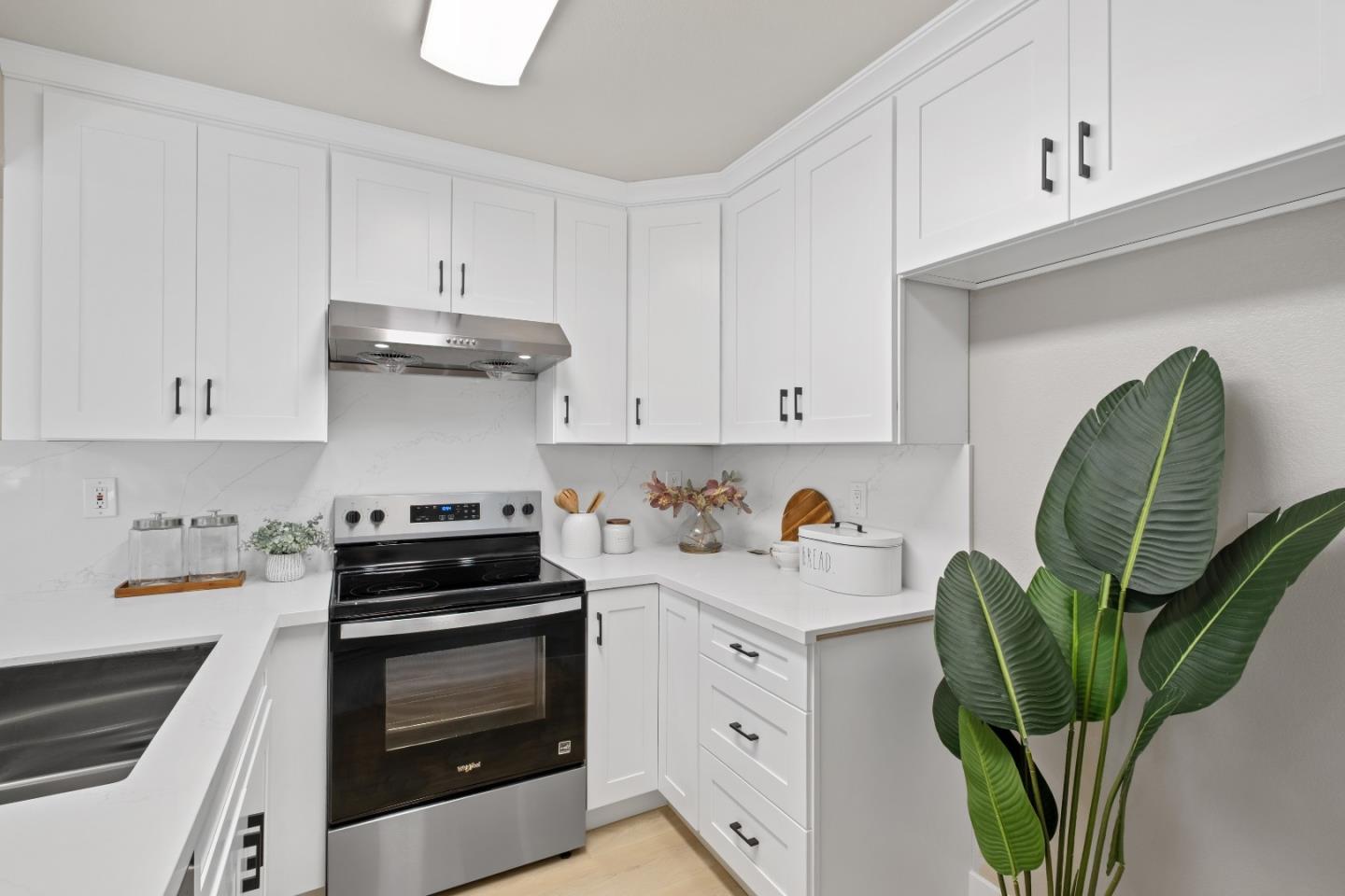 Detail Gallery Image 20 of 46 For 1327 Pebble Ct, San Jose,  CA 95131 - 3 Beds | 2 Baths