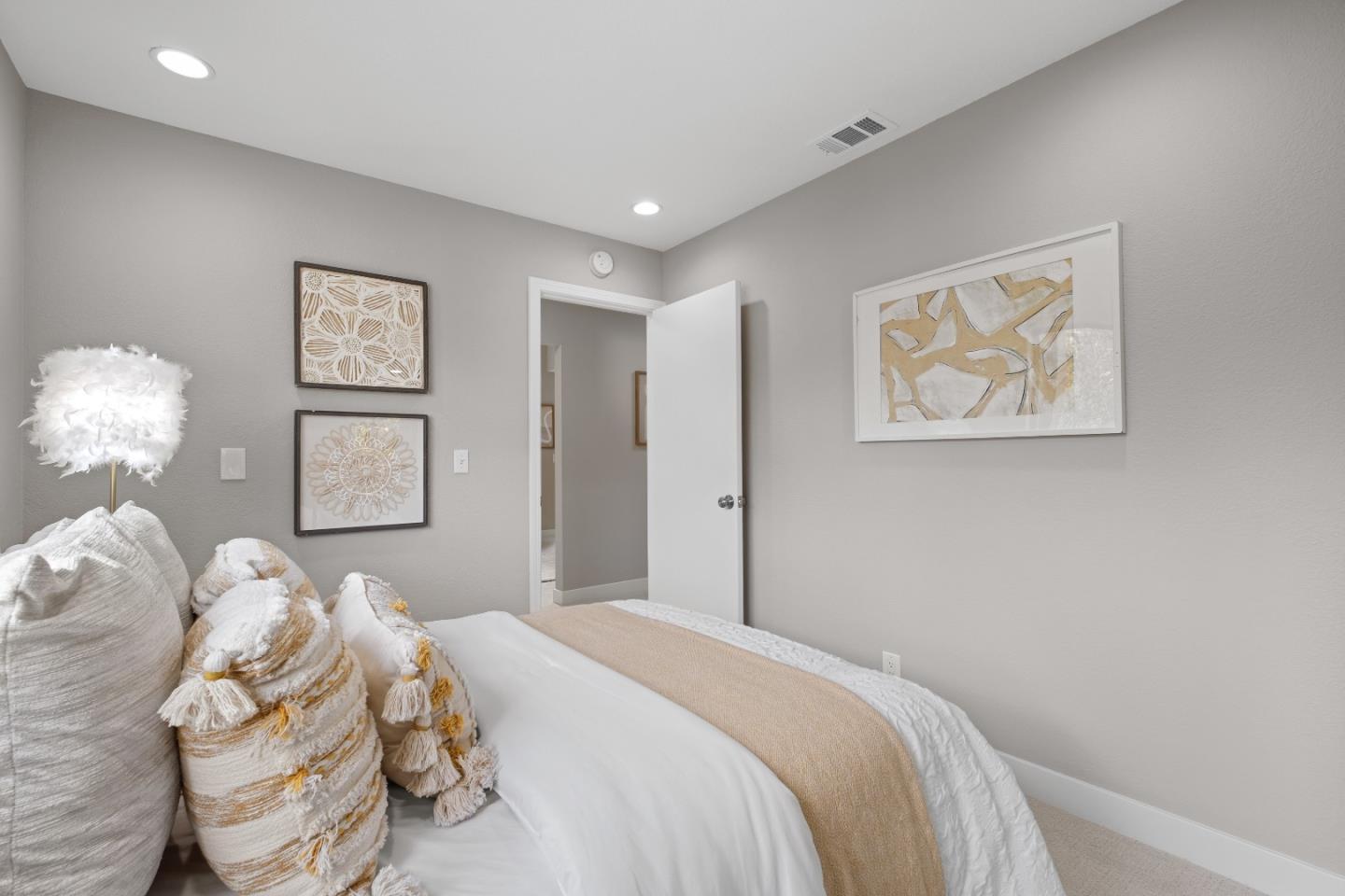 Detail Gallery Image 31 of 46 For 1327 Pebble Ct, San Jose,  CA 95131 - 3 Beds | 2 Baths