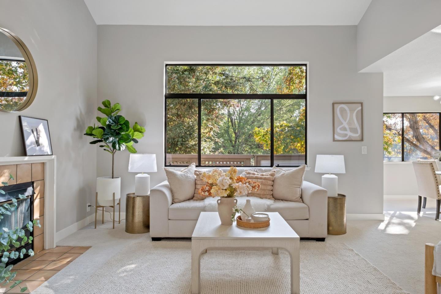 Detail Gallery Image 7 of 46 For 1327 Pebble Ct, San Jose,  CA 95131 - 3 Beds | 2 Baths