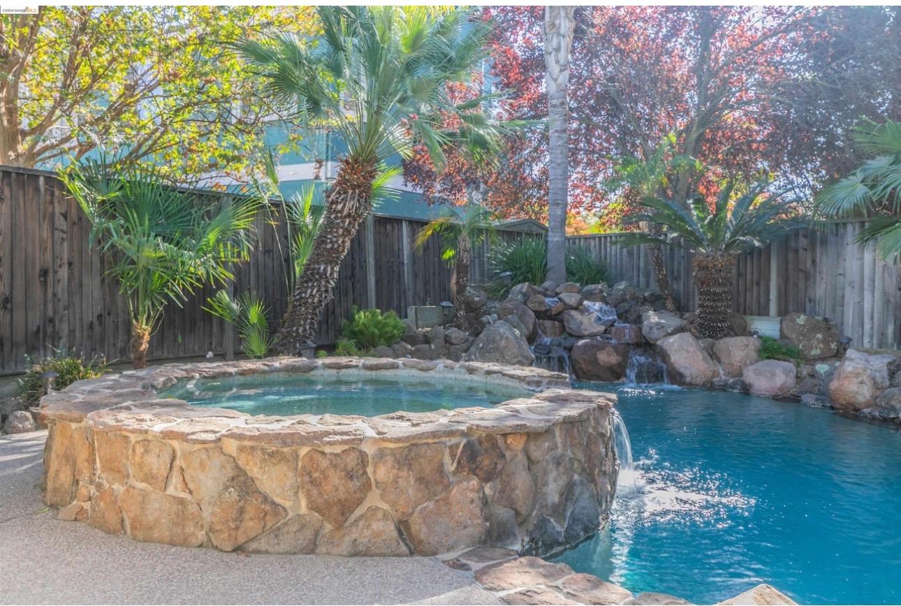 Detail Gallery Image 17 of 18 For 784 Begonia Dr Adu,  Brentwood,  CA 94513 - 1 Beds | 1 Baths