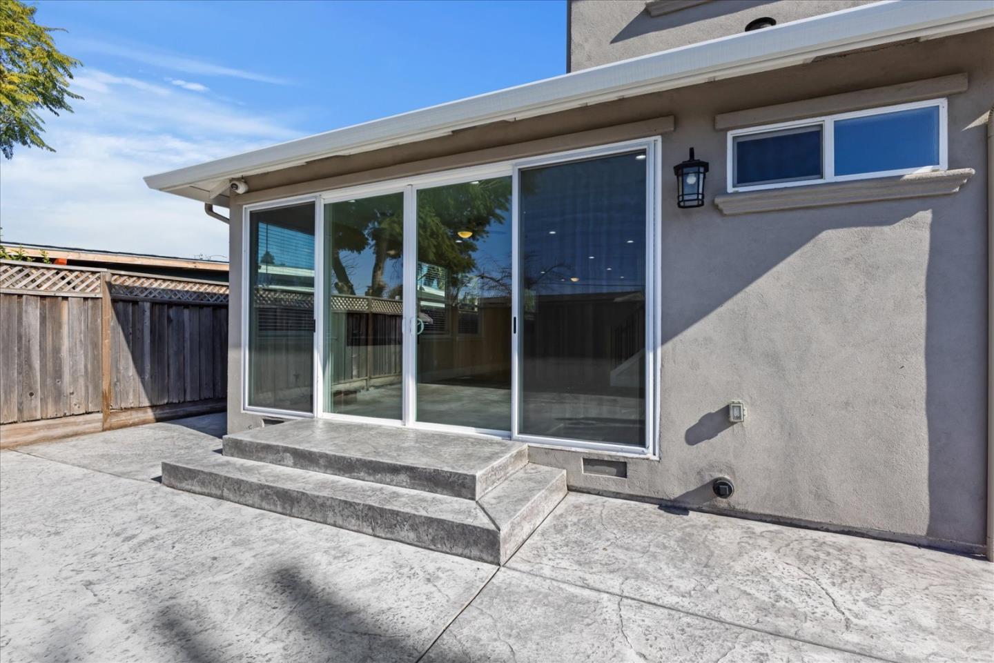 Detail Gallery Image 39 of 52 For 43257 Newport Dr, Fremont,  CA 94538 - 5 Beds | 3/1 Baths