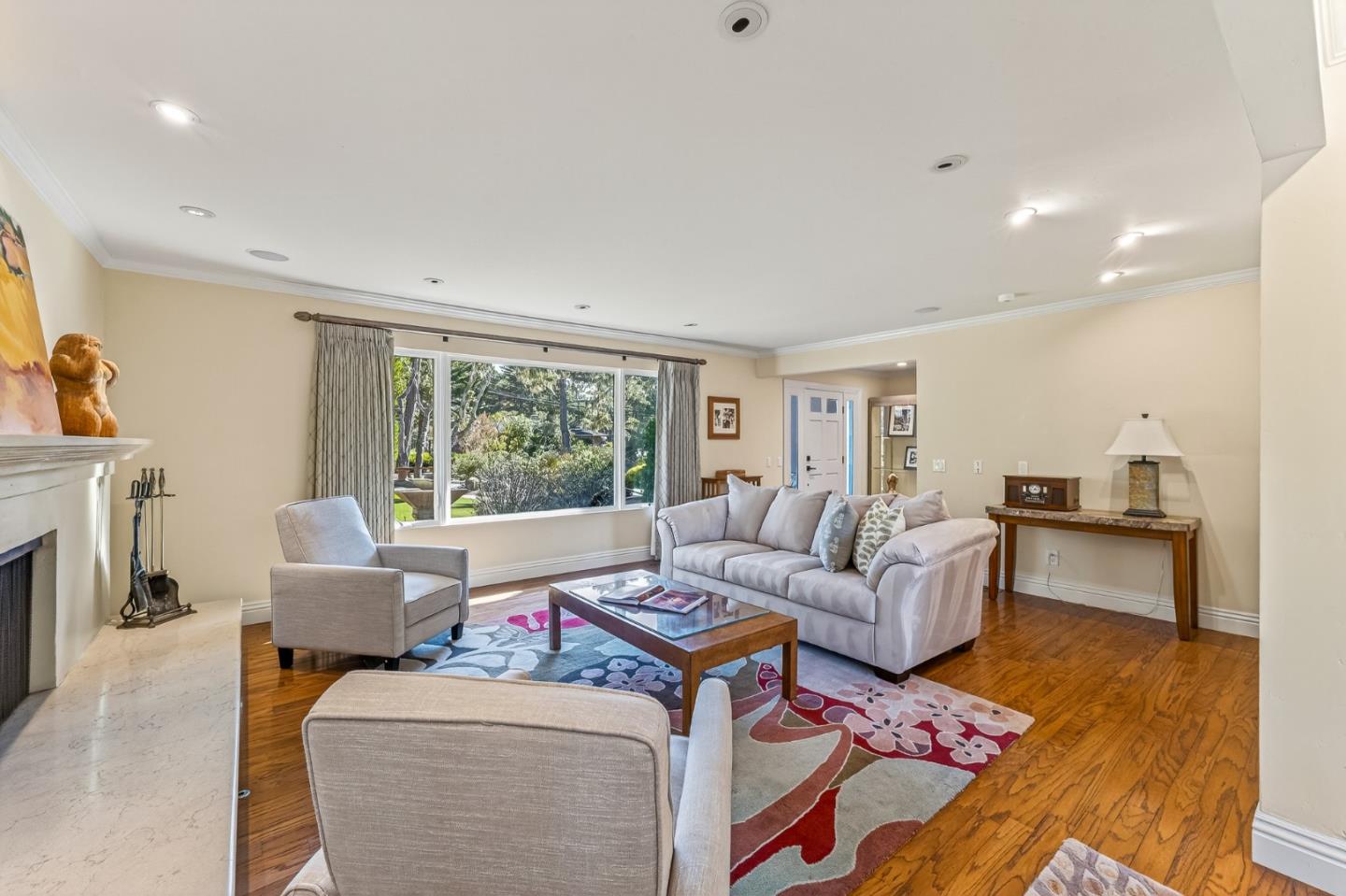 Detail Gallery Image 13 of 49 For 3020 Sloat Rd, Pebble Beach,  CA 93953 - 3 Beds | 2/1 Baths