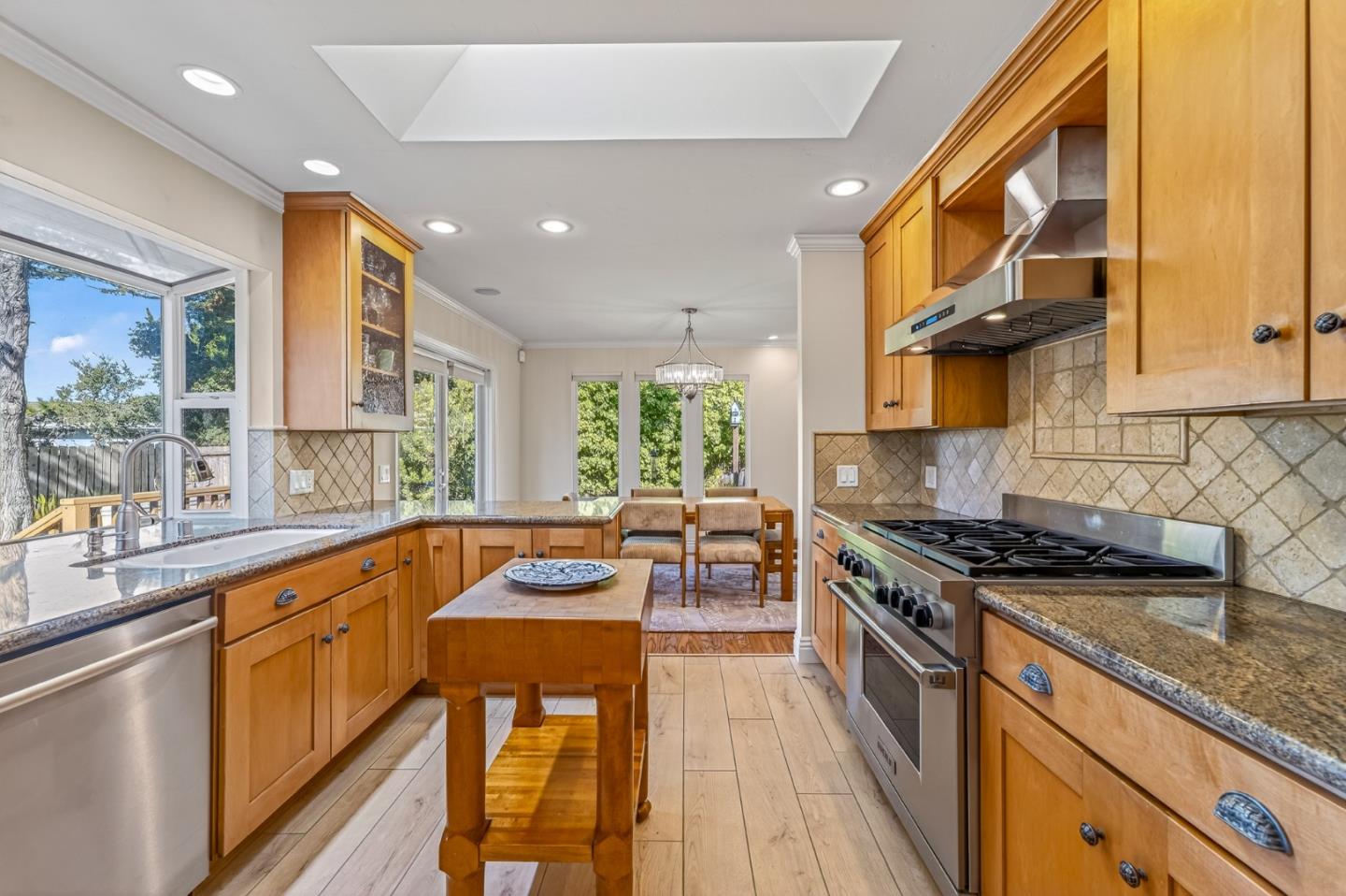 Detail Gallery Image 20 of 49 For 3020 Sloat Rd, Pebble Beach,  CA 93953 - 3 Beds | 2/1 Baths