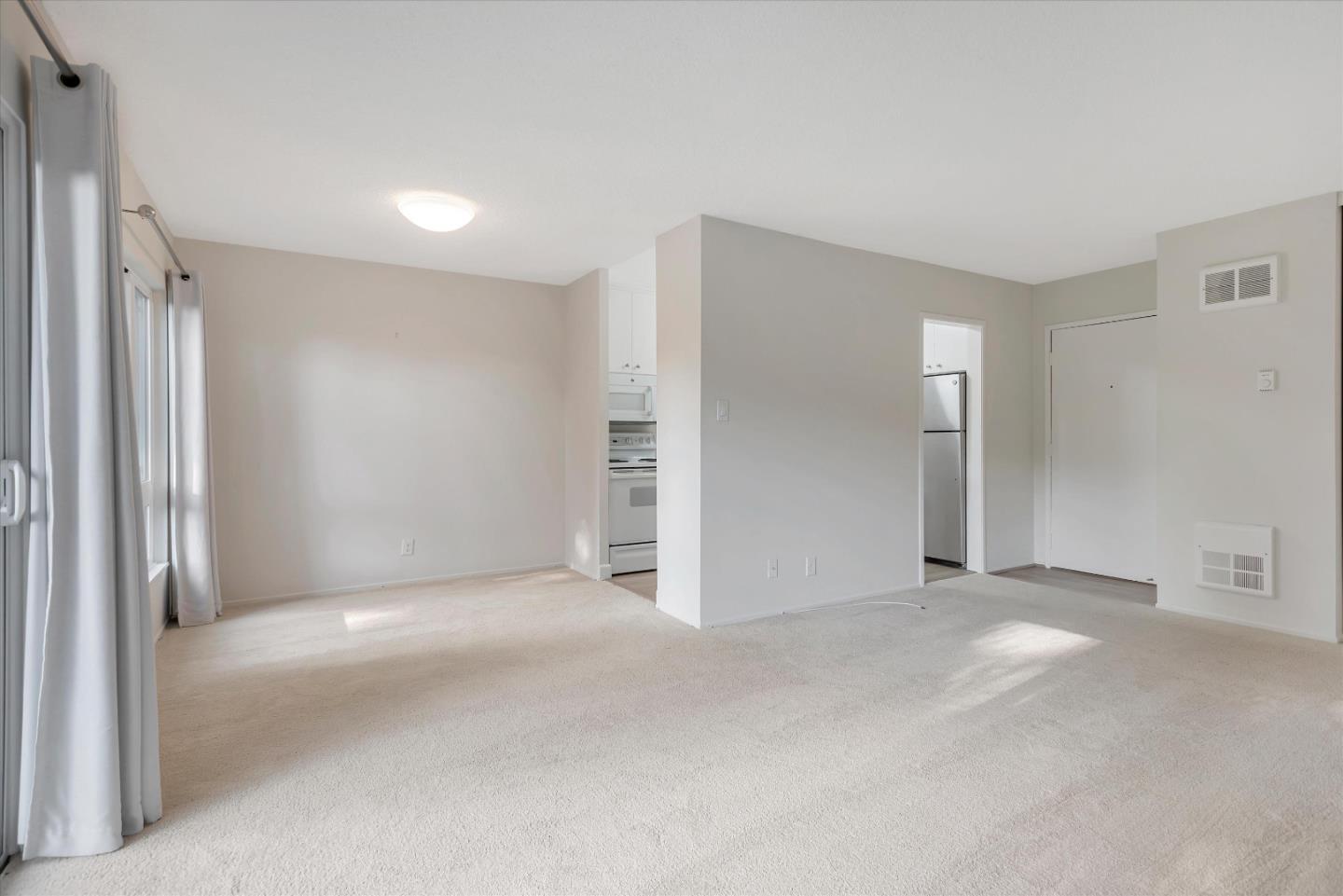 Detail Gallery Image 9 of 34 For 930 Peninsula Ave #409,  San Mateo,  CA 94401 - 1 Beds | 1 Baths