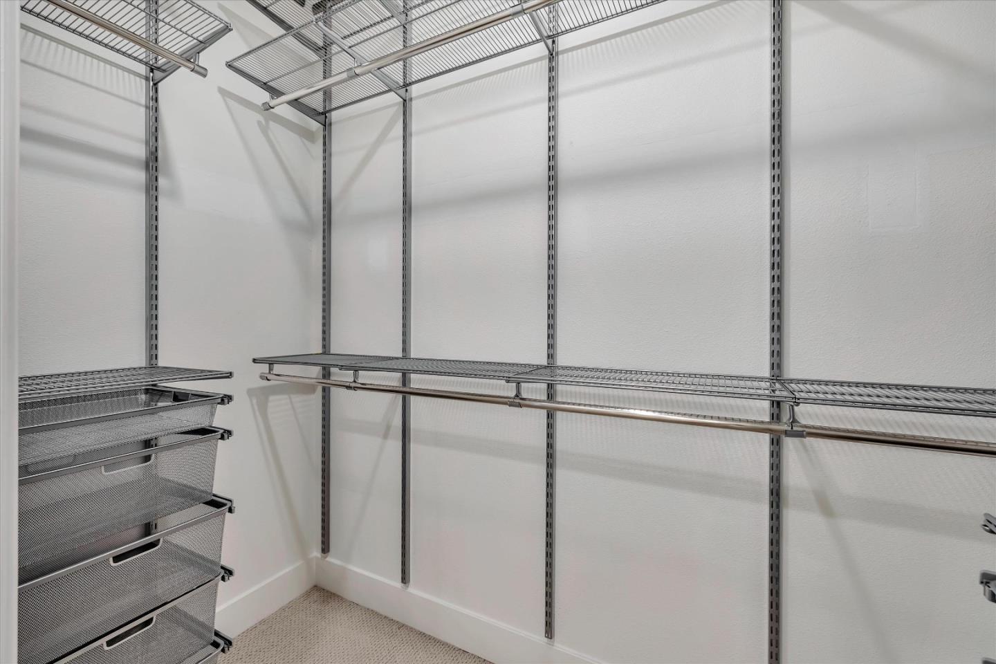 Detail Gallery Image 18 of 27 For 657 Walnut St #437,  San Carlos,  CA 94070 - 1 Beds | 1/1 Baths