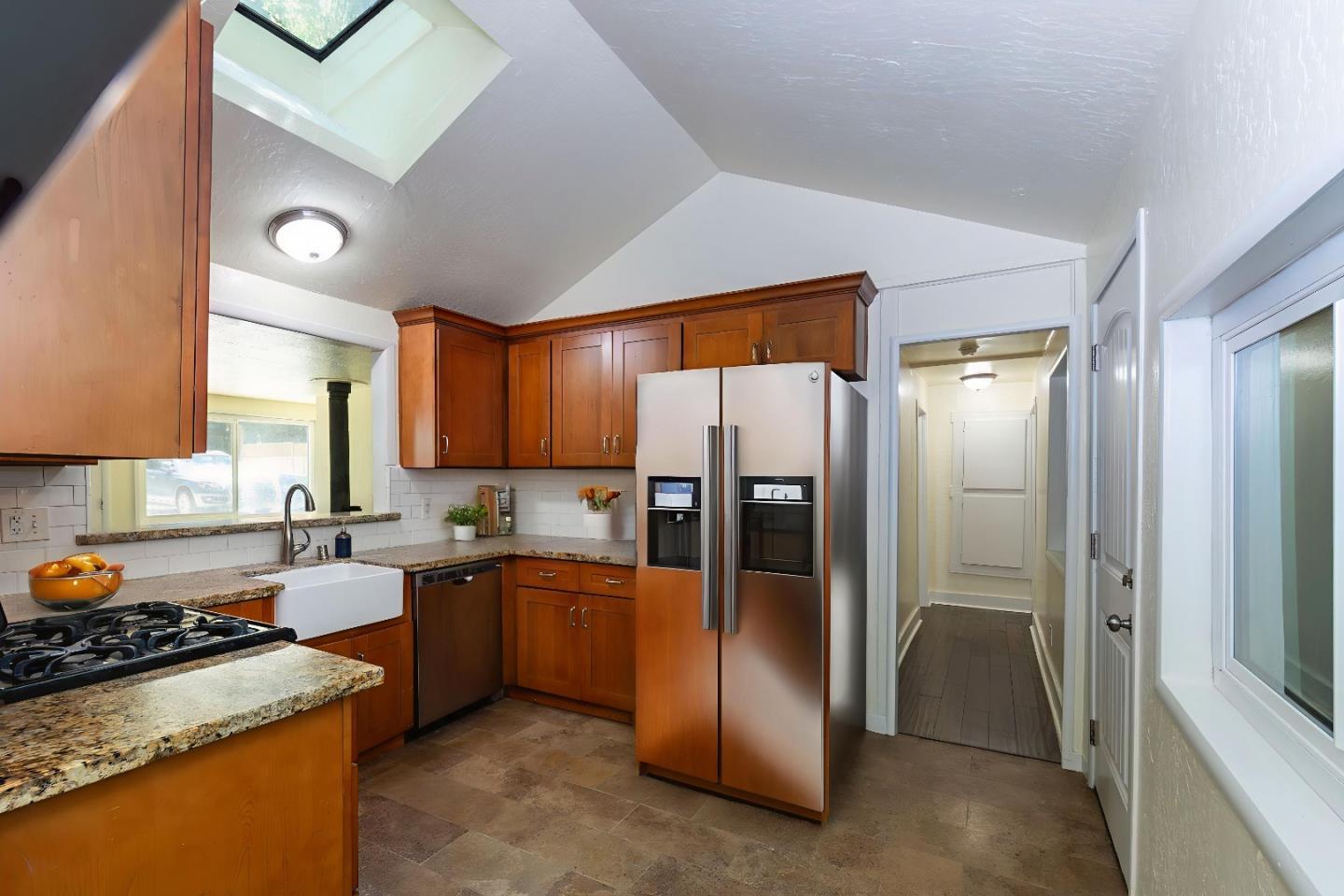 Detail Gallery Image 12 of 29 For 152 Lorenzo Ln, Boulder Creek,  CA 95006 - 2 Beds | 1 Baths