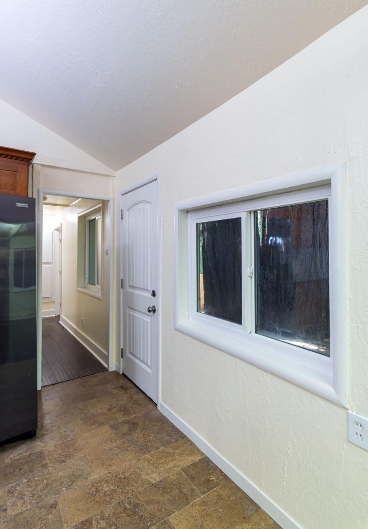 Detail Gallery Image 14 of 29 For 152 Lorenzo Ln, Boulder Creek,  CA 95006 - 2 Beds | 1 Baths