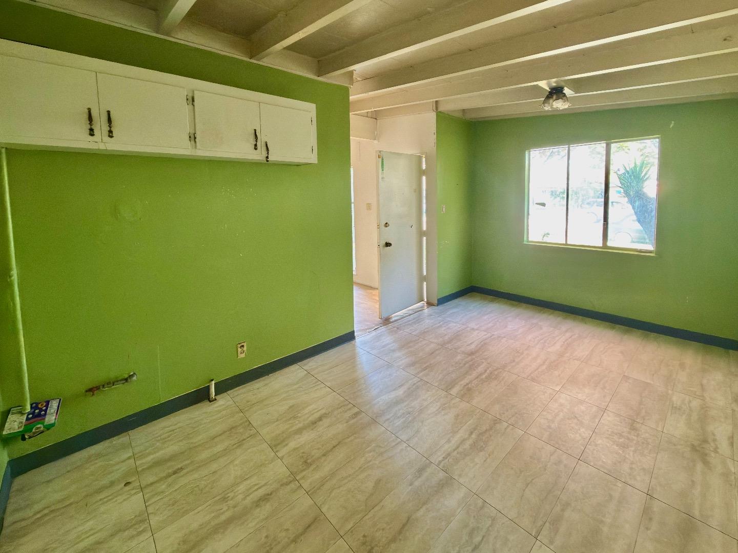 Detail Gallery Image 5 of 13 For 1478 Cabrillo Ave, Santa Clara,  CA 95050 - 3 Beds | 1 Baths