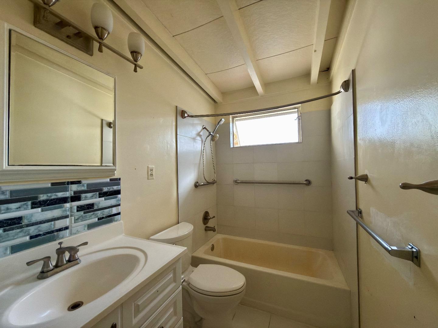 Detail Gallery Image 7 of 13 For 1478 Cabrillo Ave, Santa Clara,  CA 95050 - 3 Beds | 1 Baths