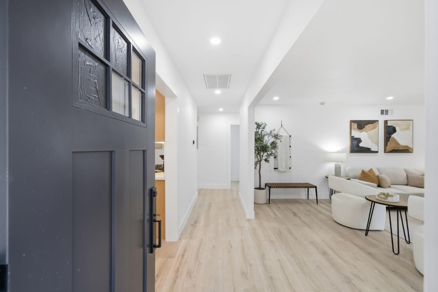 Detail Gallery Image 10 of 38 For 1525 Santa Inez Dr, San Jose,  CA 95125 - 3 Beds | 2 Baths