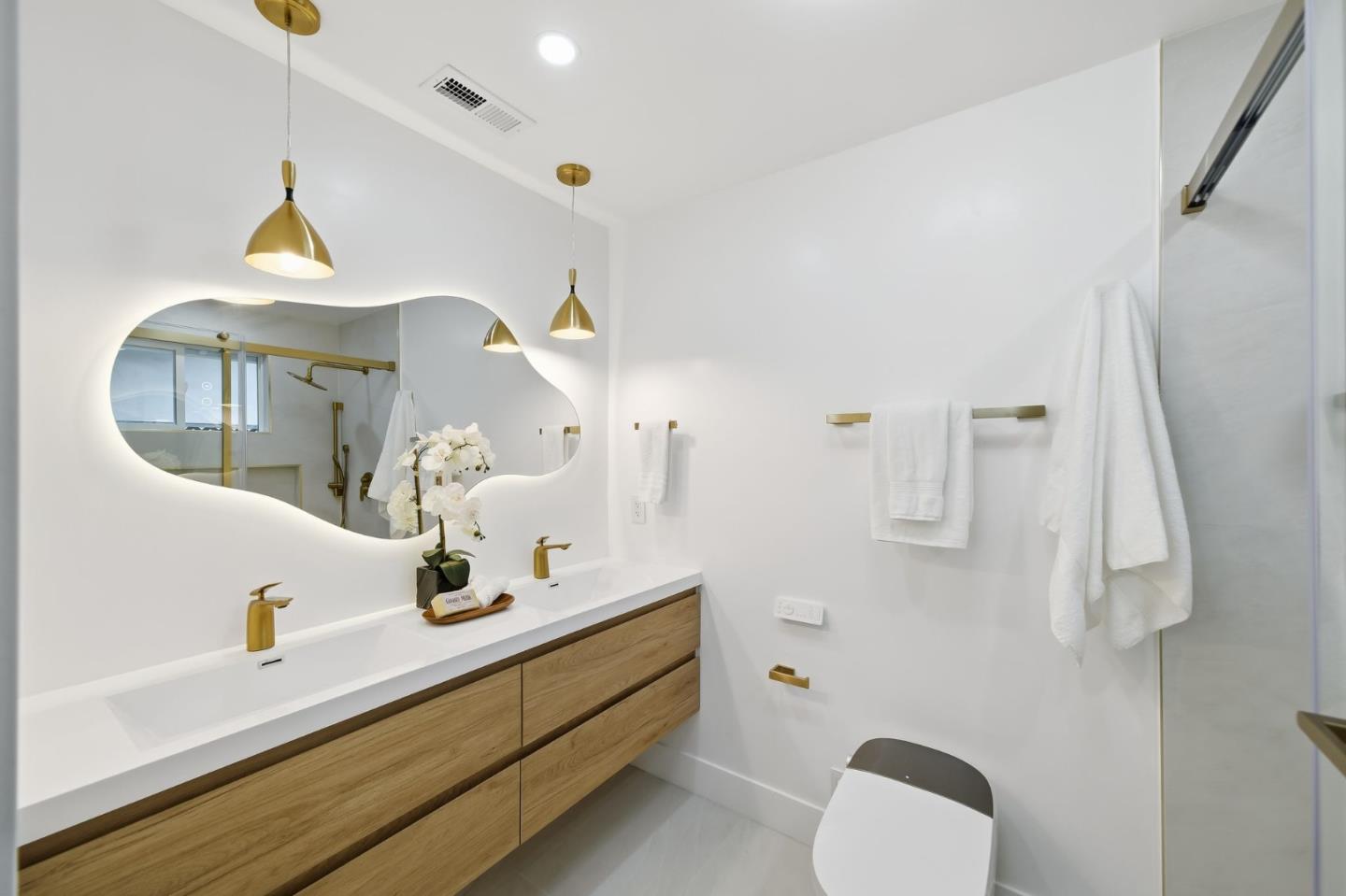 Detail Gallery Image 14 of 38 For 1525 Santa Inez Dr, San Jose,  CA 95125 - 3 Beds | 2 Baths