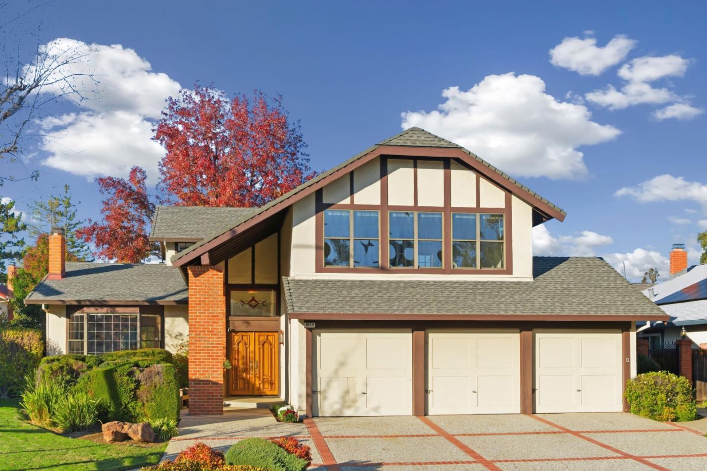 Detail Gallery Image 2 of 38 For 1669 Langport Dr, Sunnyvale,  CA 94087 - 4 Beds | 3 Baths