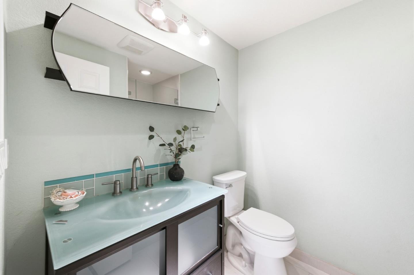 Detail Gallery Image 22 of 38 For 1669 Langport Dr, Sunnyvale,  CA 94087 - 4 Beds | 3 Baths