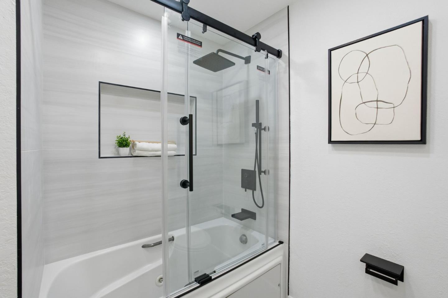 Detail Gallery Image 18 of 55 For 1666 Center Ridge Dr, San Jose,  CA 95121 - 4 Beds | 2 Baths