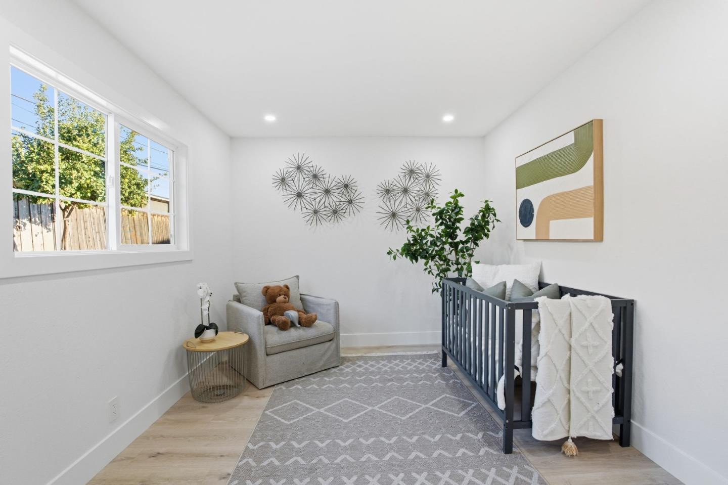 Detail Gallery Image 28 of 55 For 1666 Center Ridge Dr, San Jose,  CA 95121 - 4 Beds | 2 Baths