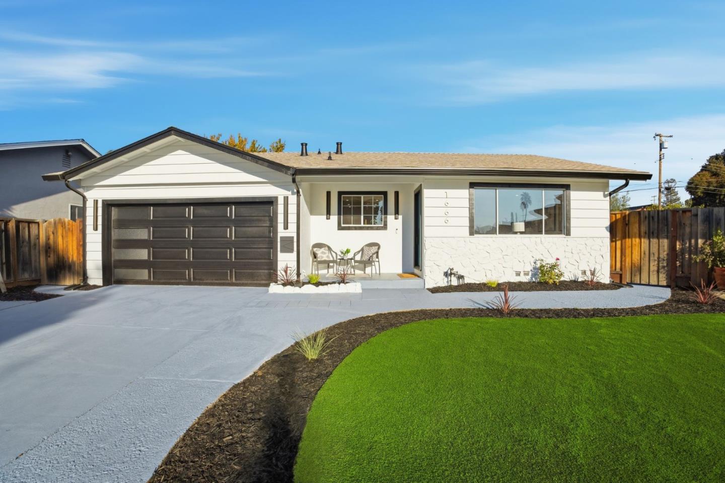 Detail Gallery Image 35 of 55 For 1666 Center Ridge Dr, San Jose,  CA 95121 - 4 Beds | 2 Baths