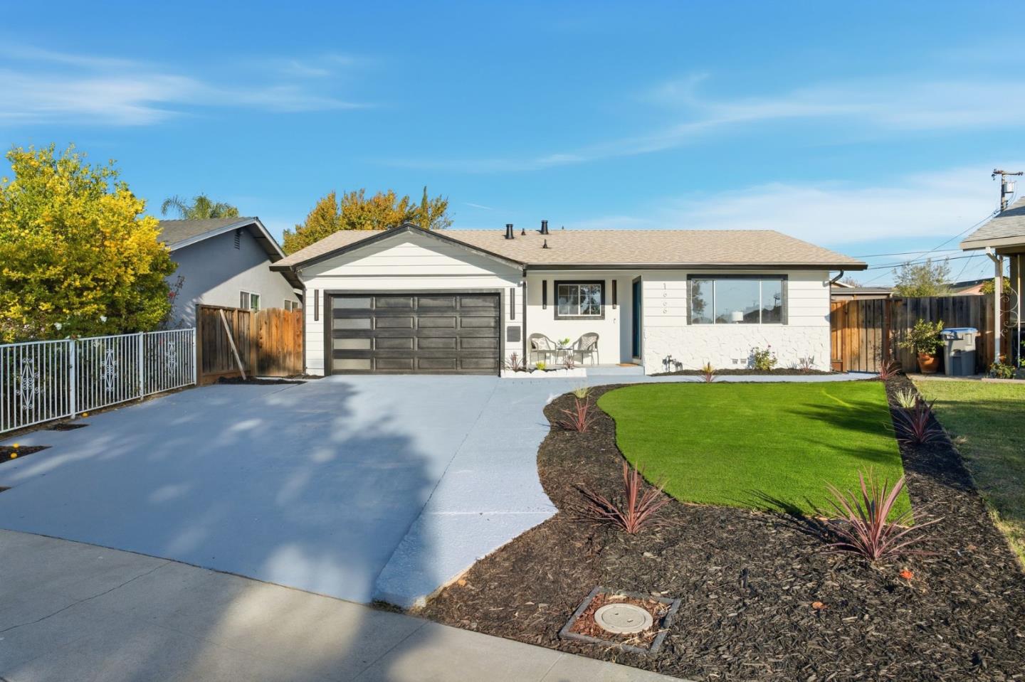 Detail Gallery Image 36 of 55 For 1666 Center Ridge Dr, San Jose,  CA 95121 - 4 Beds | 2 Baths