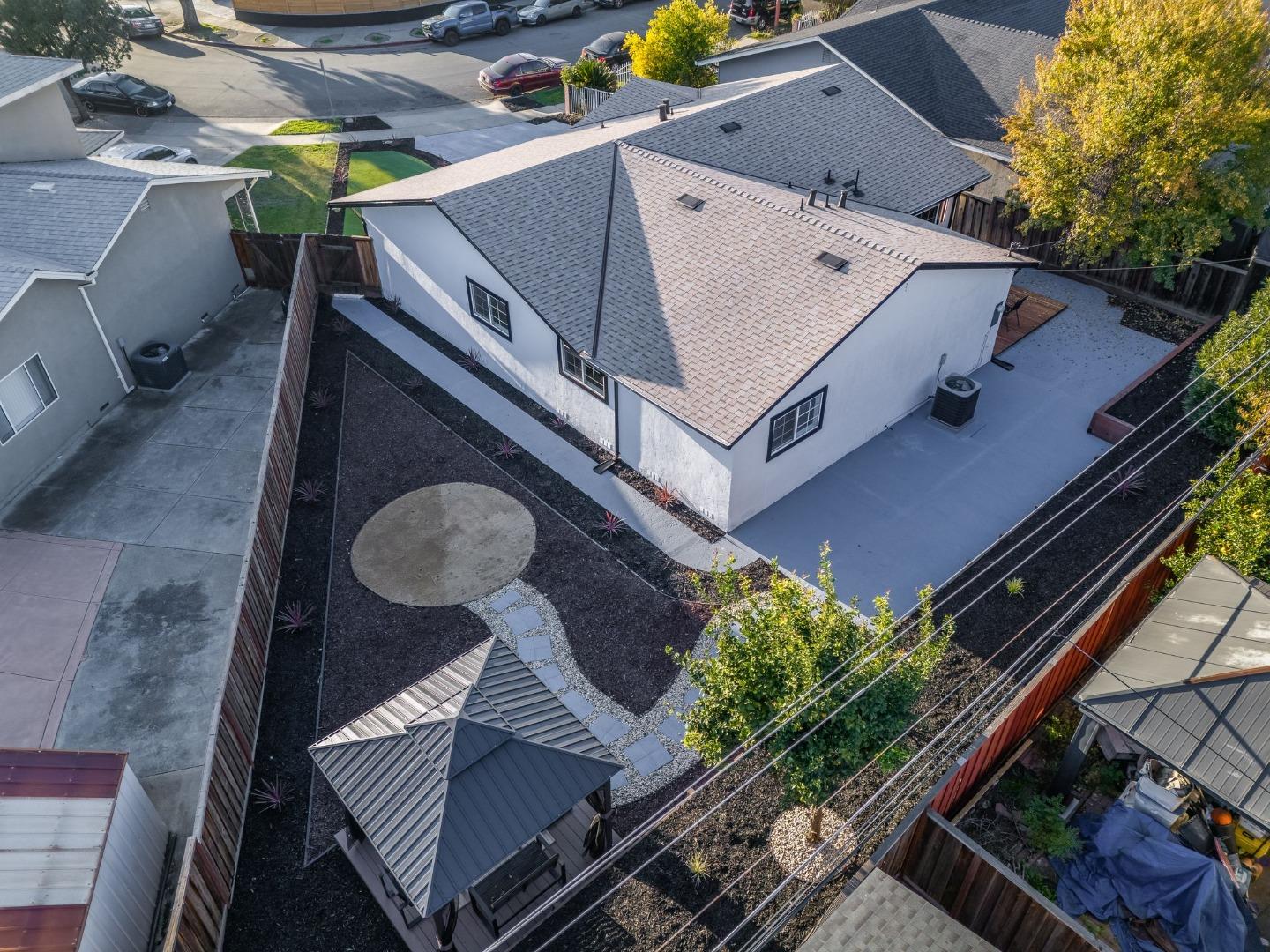 Detail Gallery Image 49 of 55 For 1666 Center Ridge Dr, San Jose,  CA 95121 - 4 Beds | 2 Baths