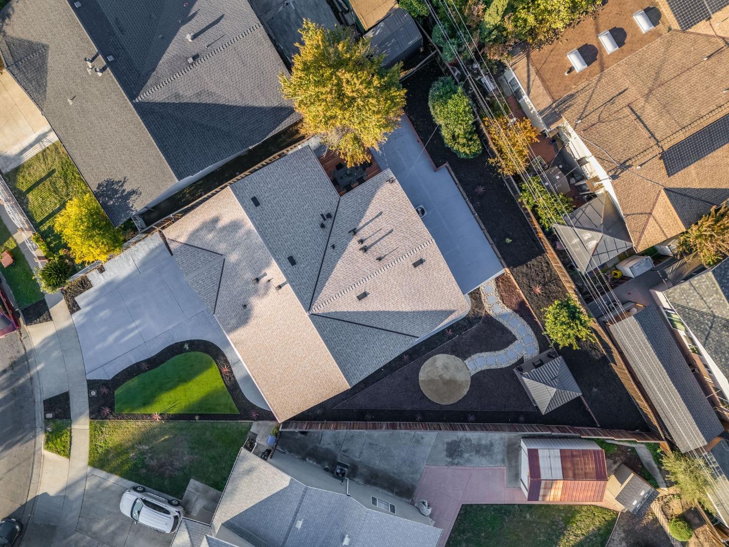 Detail Gallery Image 50 of 55 For 1666 Center Ridge Dr, San Jose,  CA 95121 - 4 Beds | 2 Baths