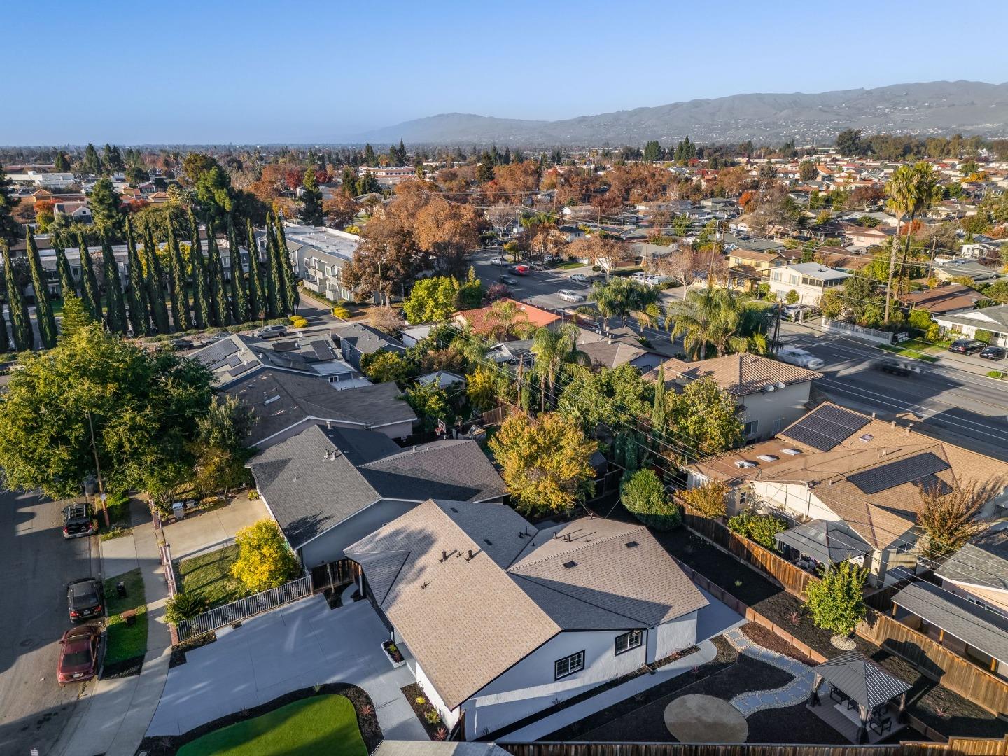 Detail Gallery Image 51 of 55 For 1666 Center Ridge Dr, San Jose,  CA 95121 - 4 Beds | 2 Baths