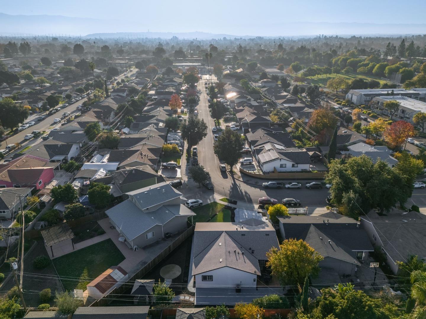 Detail Gallery Image 53 of 55 For 1666 Center Ridge Dr, San Jose,  CA 95121 - 4 Beds | 2 Baths