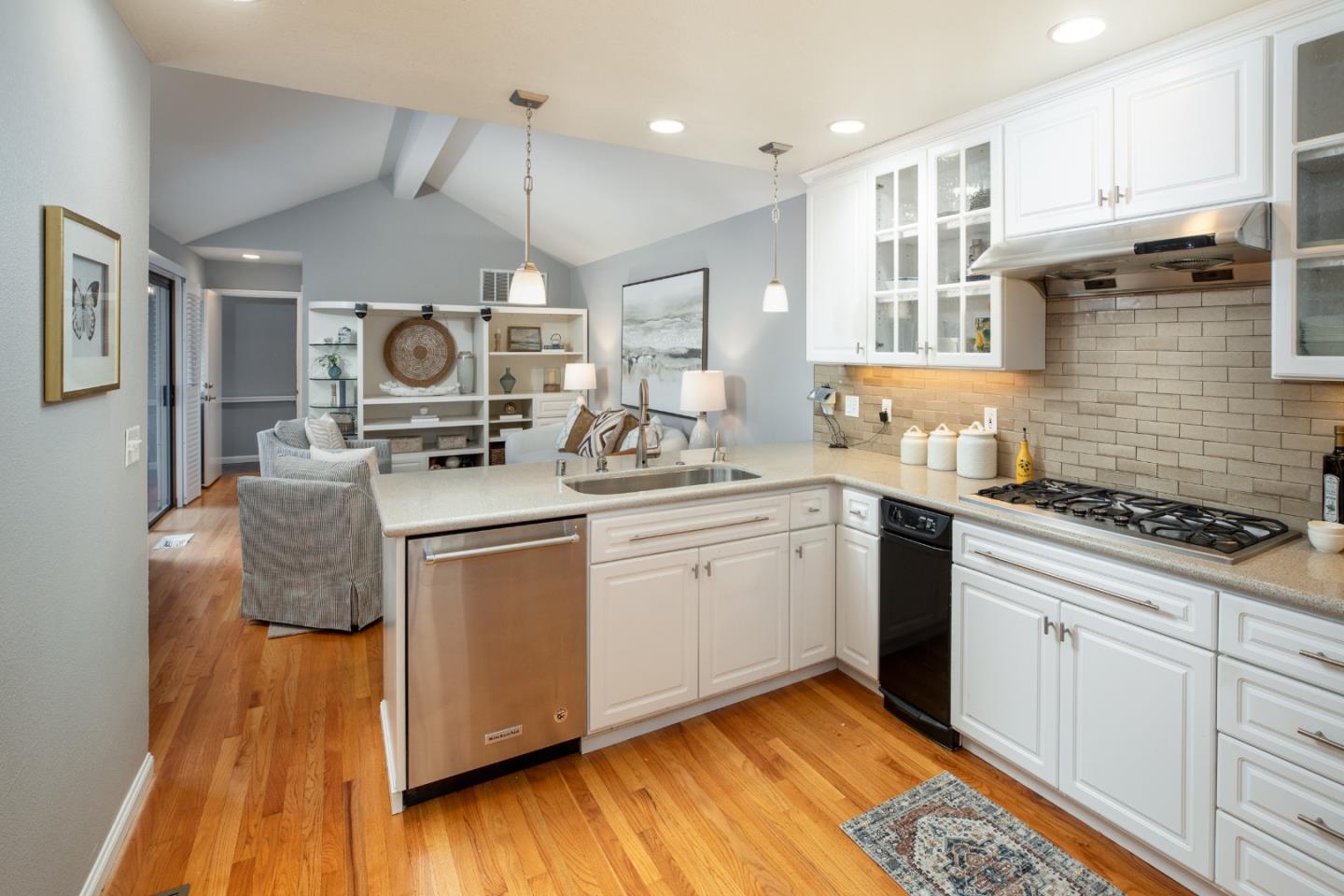 Detail Gallery Image 15 of 40 For 1464 Bullion Cir, San Jose,  CA 95120 - 3 Beds | 2/1 Baths