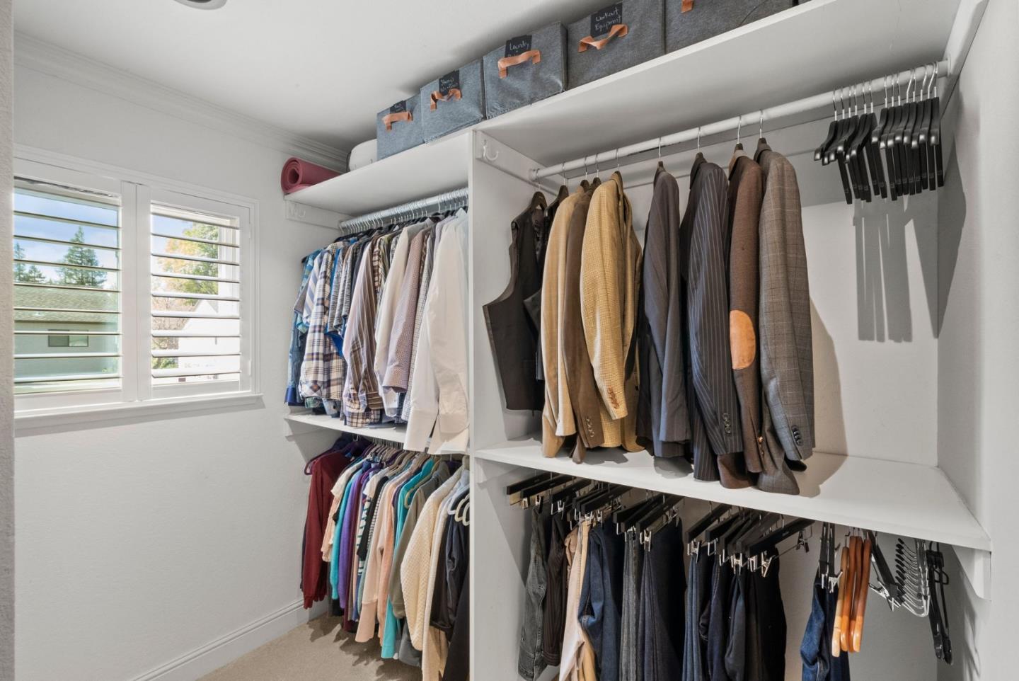 Detail Gallery Image 20 of 24 For 1384 N Loop Dr, San Jose,  CA 95126 - 3 Beds | 2/1 Baths