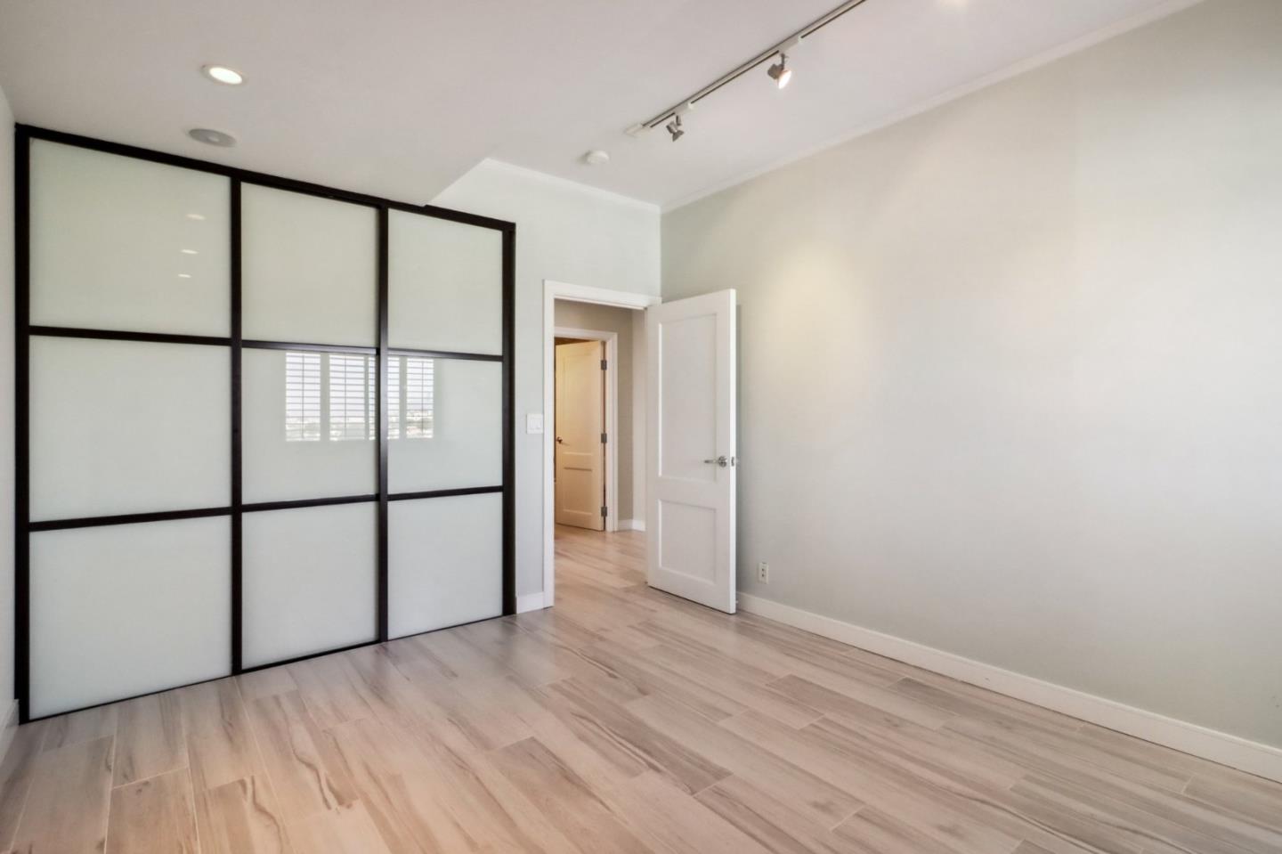 Detail Gallery Image 16 of 24 For 1155 N La Cienega Blvd #1106,  West Hollywood,  CA 90069 - 2 Beds | 2 Baths