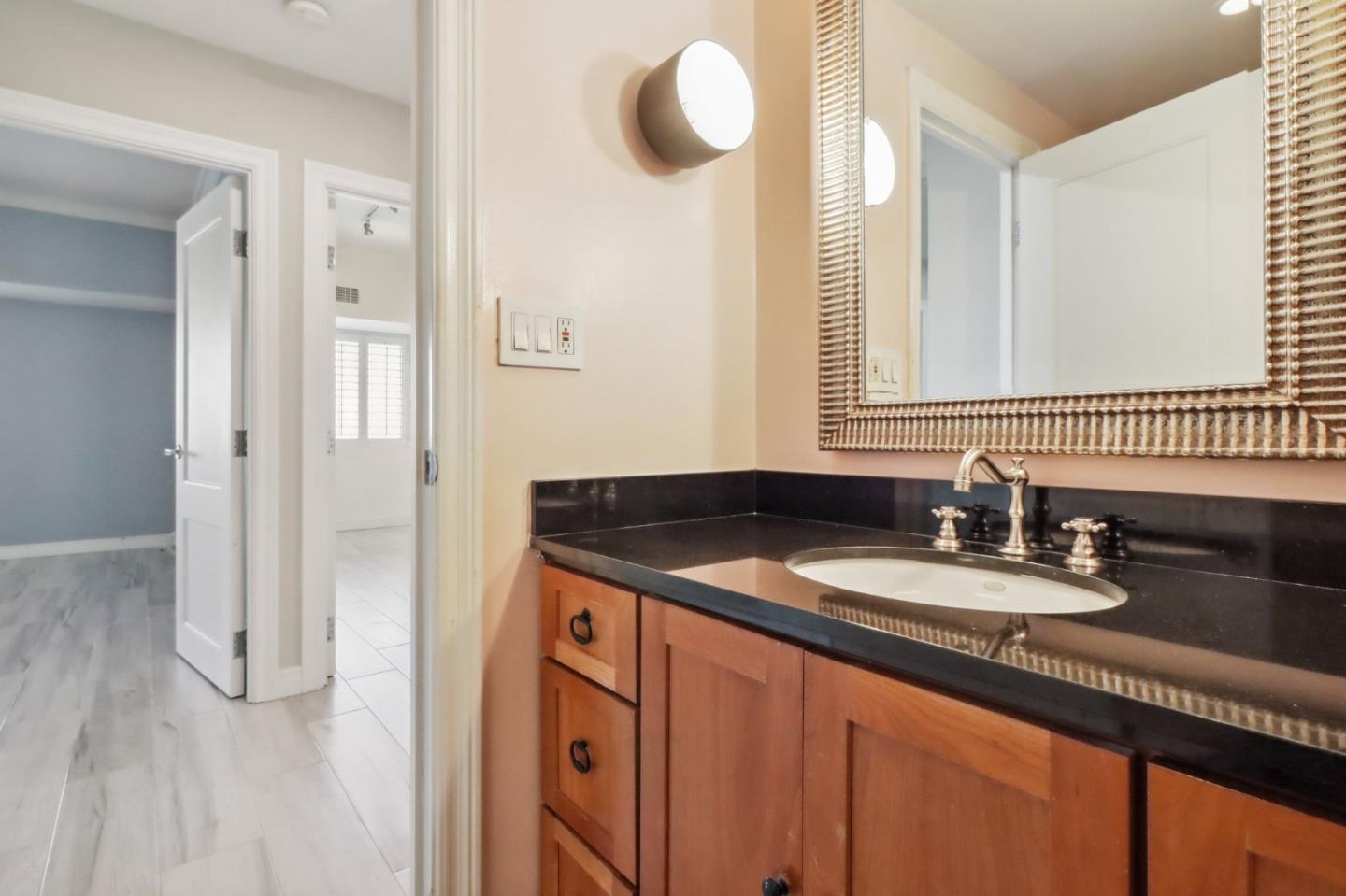 Detail Gallery Image 18 of 24 For 1155 N La Cienega Blvd #1106,  West Hollywood,  CA 90069 - 2 Beds | 2 Baths