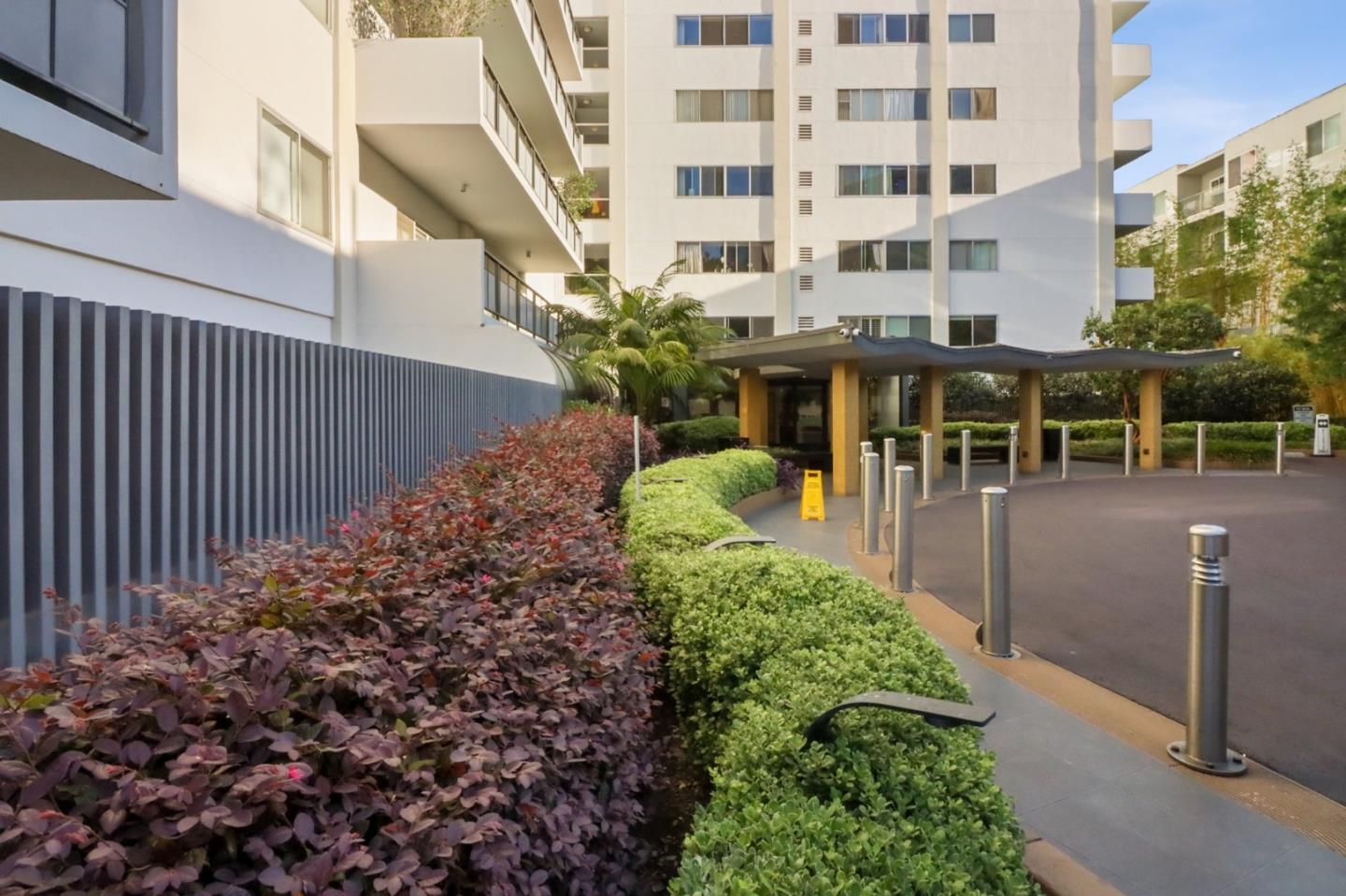 Detail Gallery Image 4 of 24 For 1155 N La Cienega Blvd #1106,  West Hollywood,  CA 90069 - 2 Beds | 2 Baths