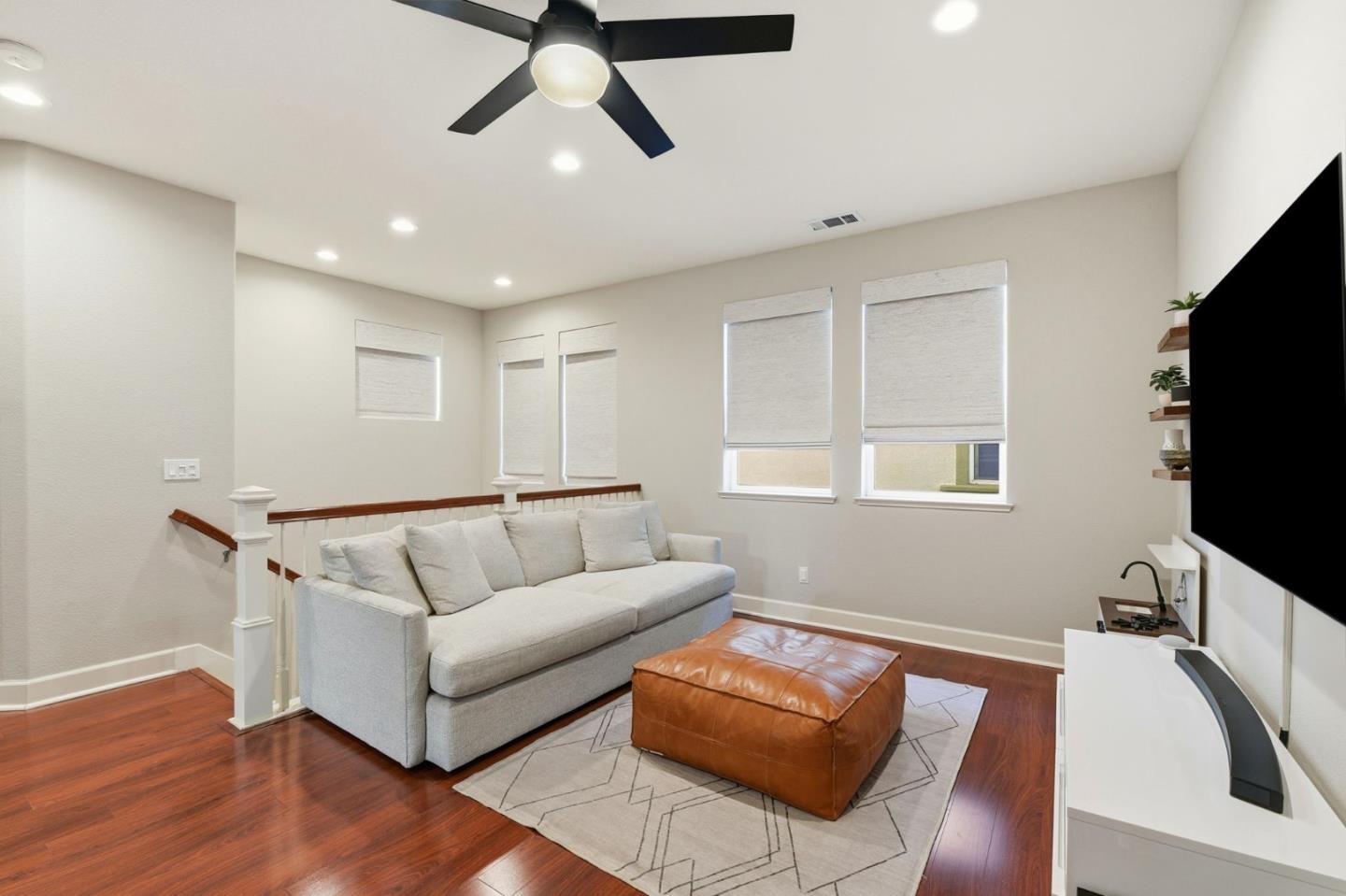 Detail Gallery Image 17 of 49 For 17725 Calle Mazatan, Morgan Hill,  CA 95037 - 4 Beds | 2/1 Baths