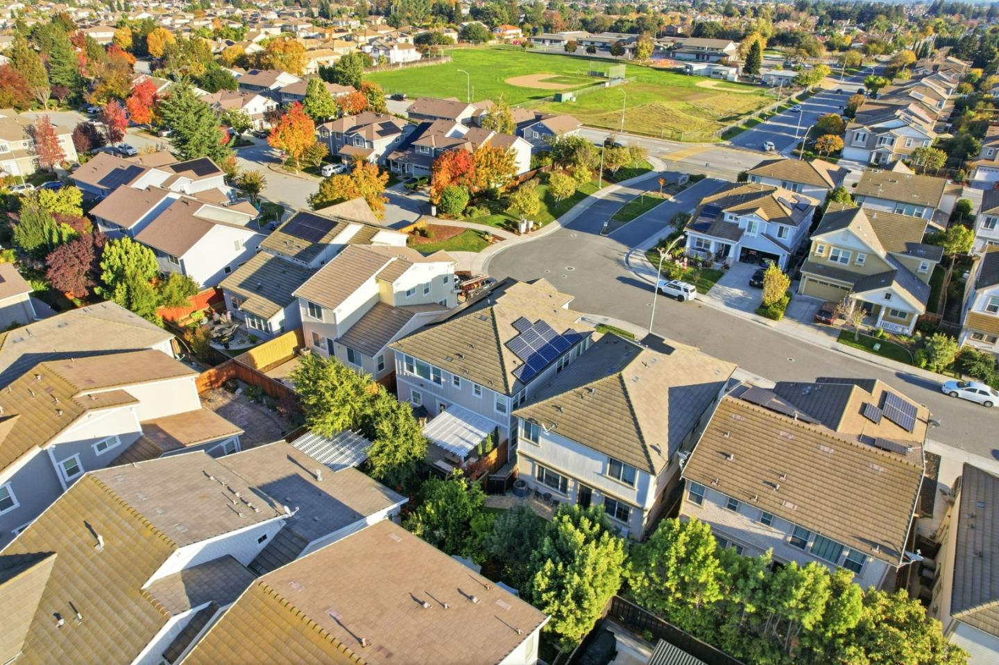 Detail Gallery Image 38 of 49 For 17725 Calle Mazatan, Morgan Hill,  CA 95037 - 4 Beds | 2/1 Baths