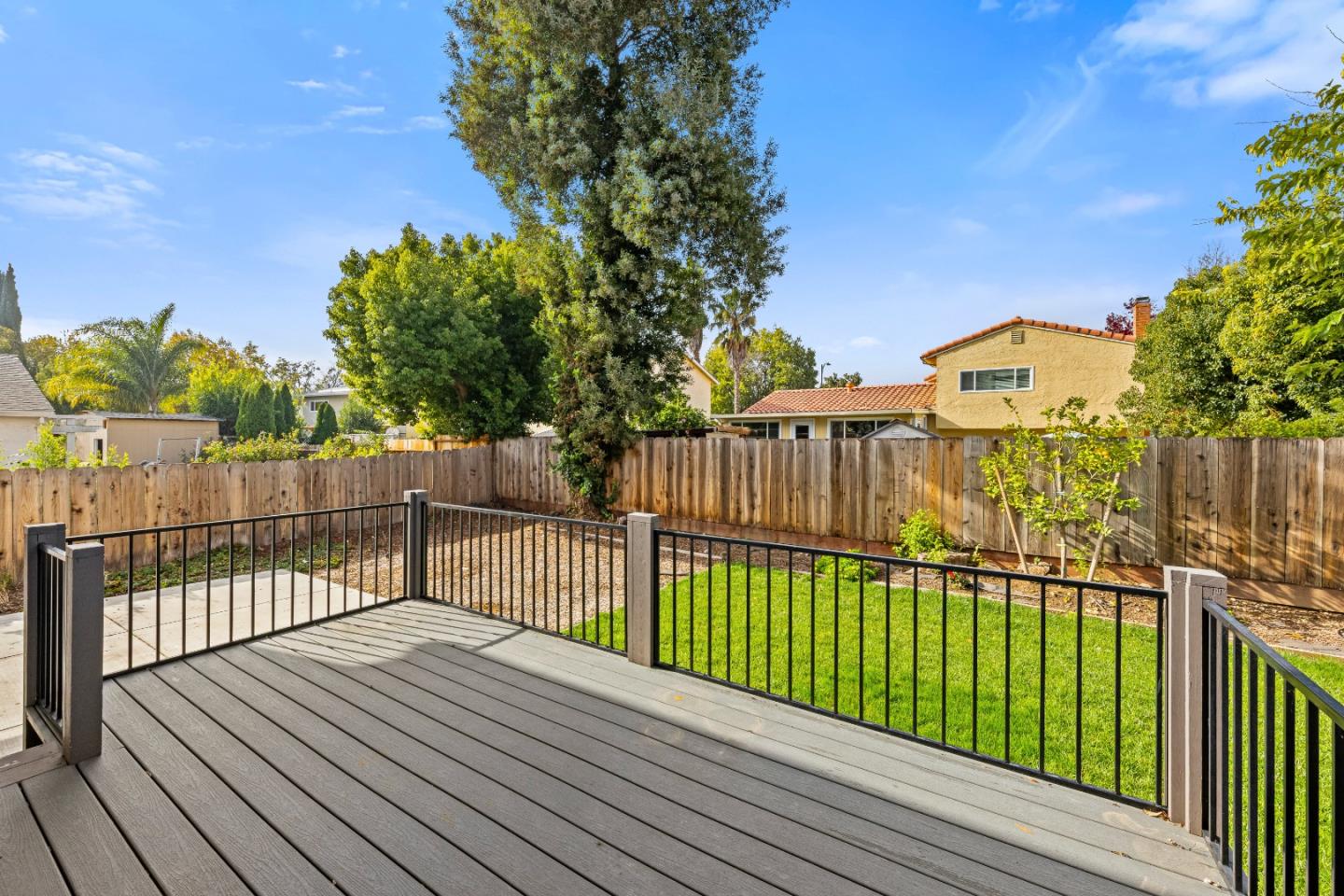 Detail Gallery Image 10 of 26 For 7085 Valley Forge Dr, Gilroy,  CA 95020 - 4 Beds | 2/1 Baths