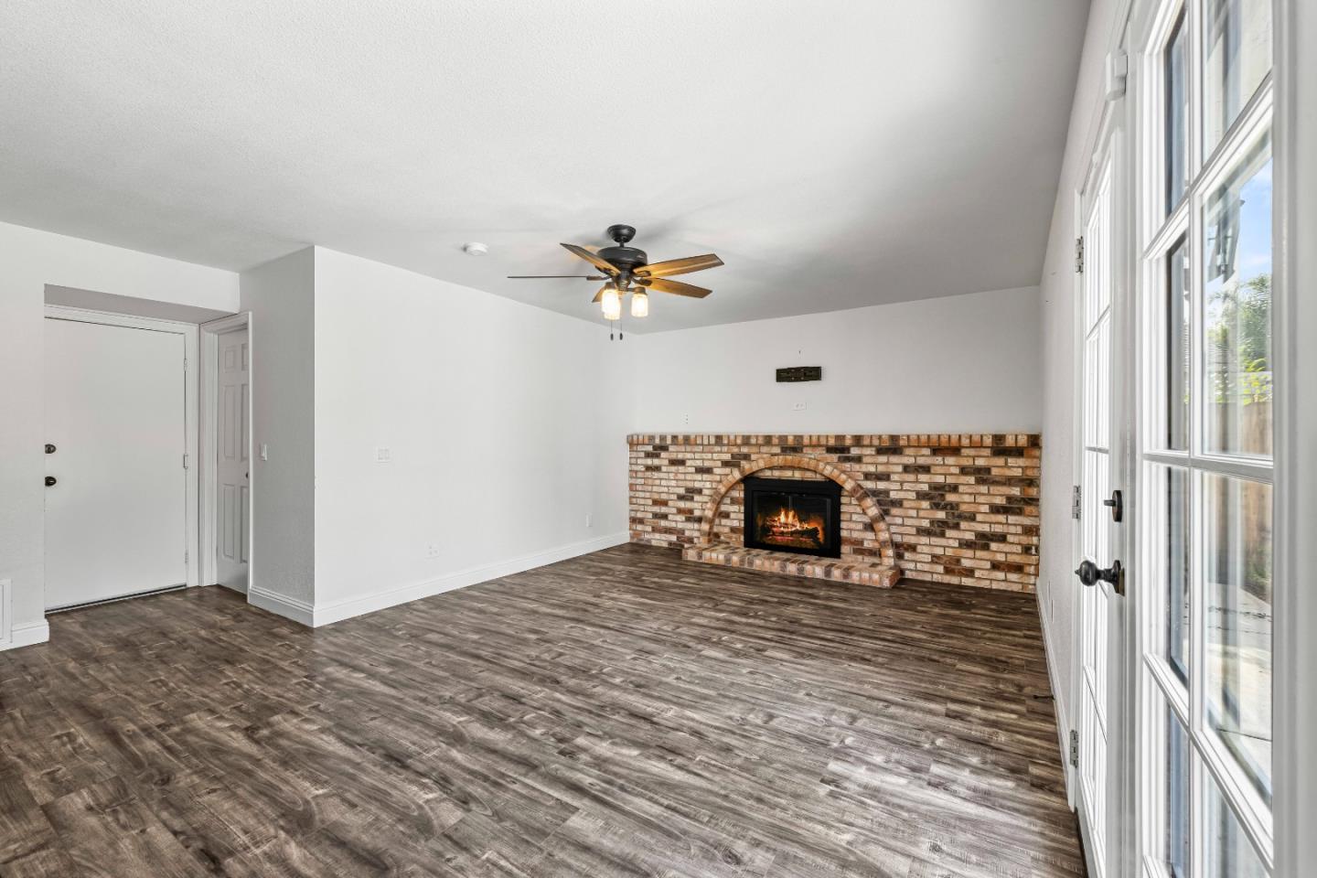 Detail Gallery Image 13 of 26 For 7085 Valley Forge Dr, Gilroy,  CA 95020 - 4 Beds | 2/1 Baths