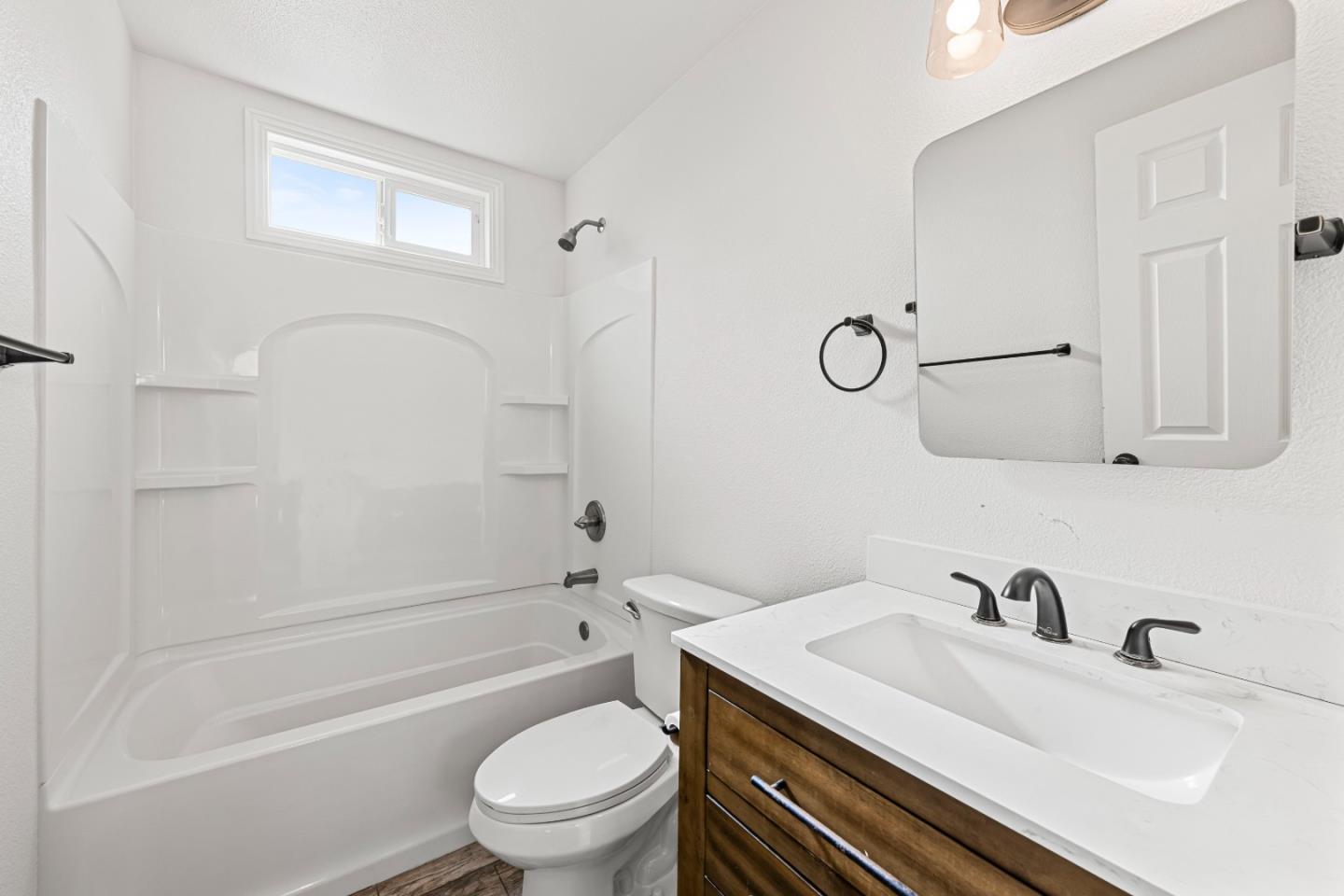 Detail Gallery Image 22 of 26 For 7085 Valley Forge Dr, Gilroy,  CA 95020 - 4 Beds | 2/1 Baths