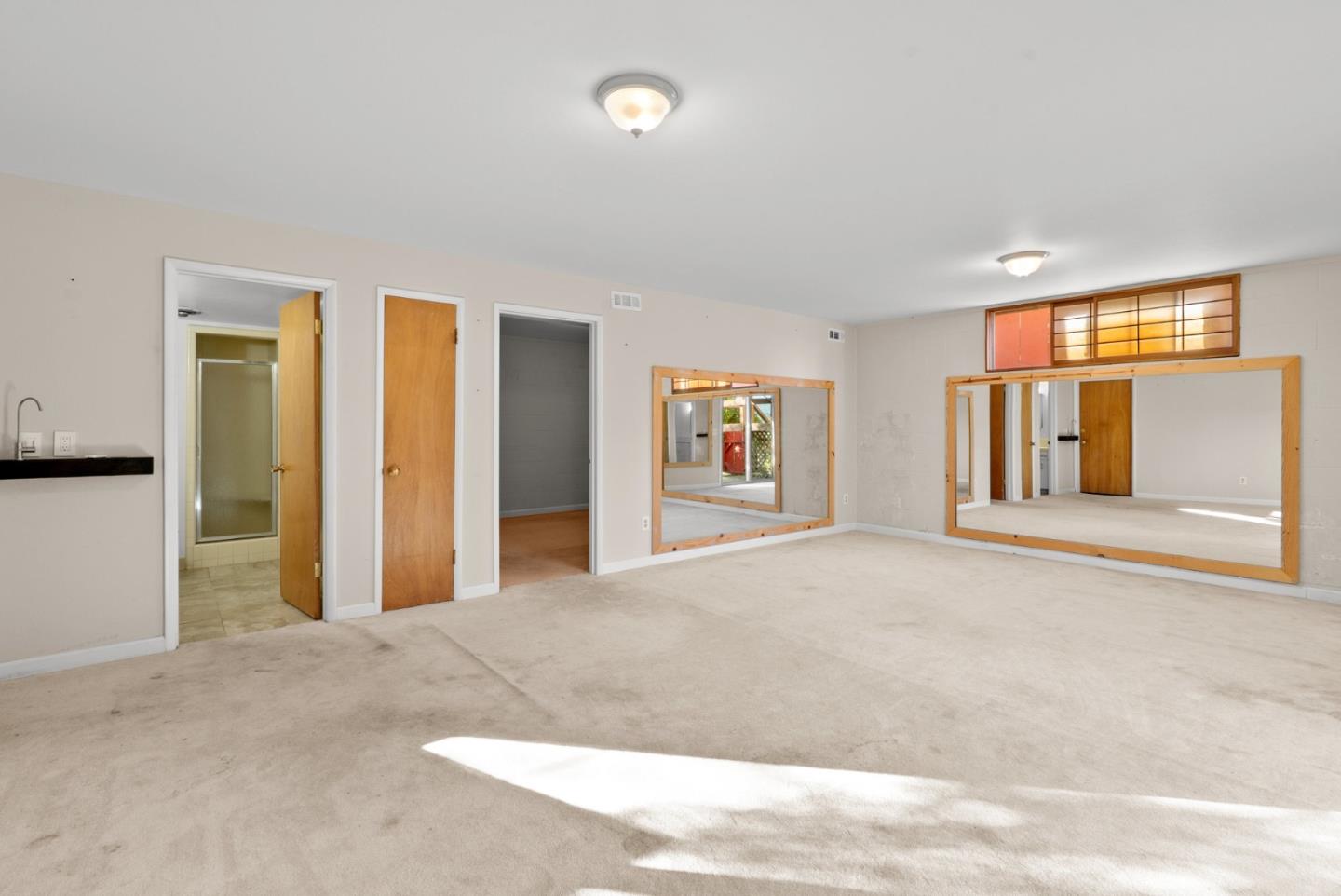 Detail Gallery Image 12 of 20 For 15 Work Ave, Monterey,  CA 93940 - 4 Beds | 3 Baths