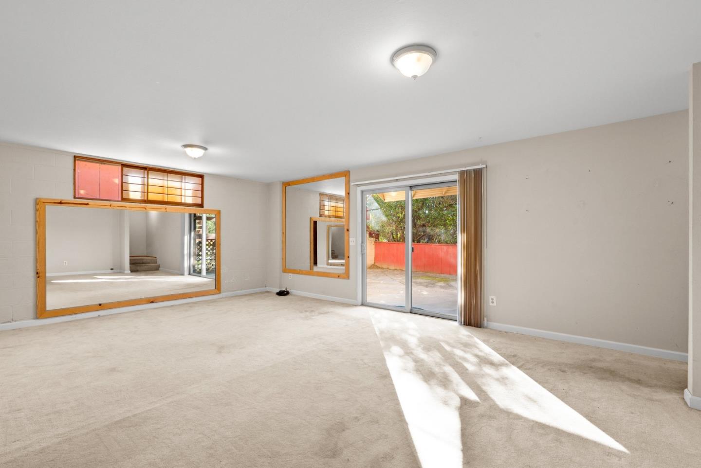 Detail Gallery Image 13 of 20 For 15 Work Ave, Monterey,  CA 93940 - 4 Beds | 3 Baths