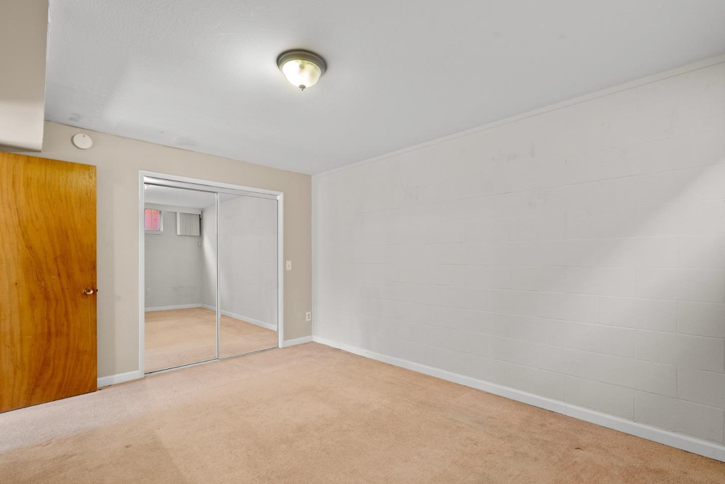 Detail Gallery Image 14 of 20 For 15 Work Ave, Monterey,  CA 93940 - 4 Beds | 3 Baths