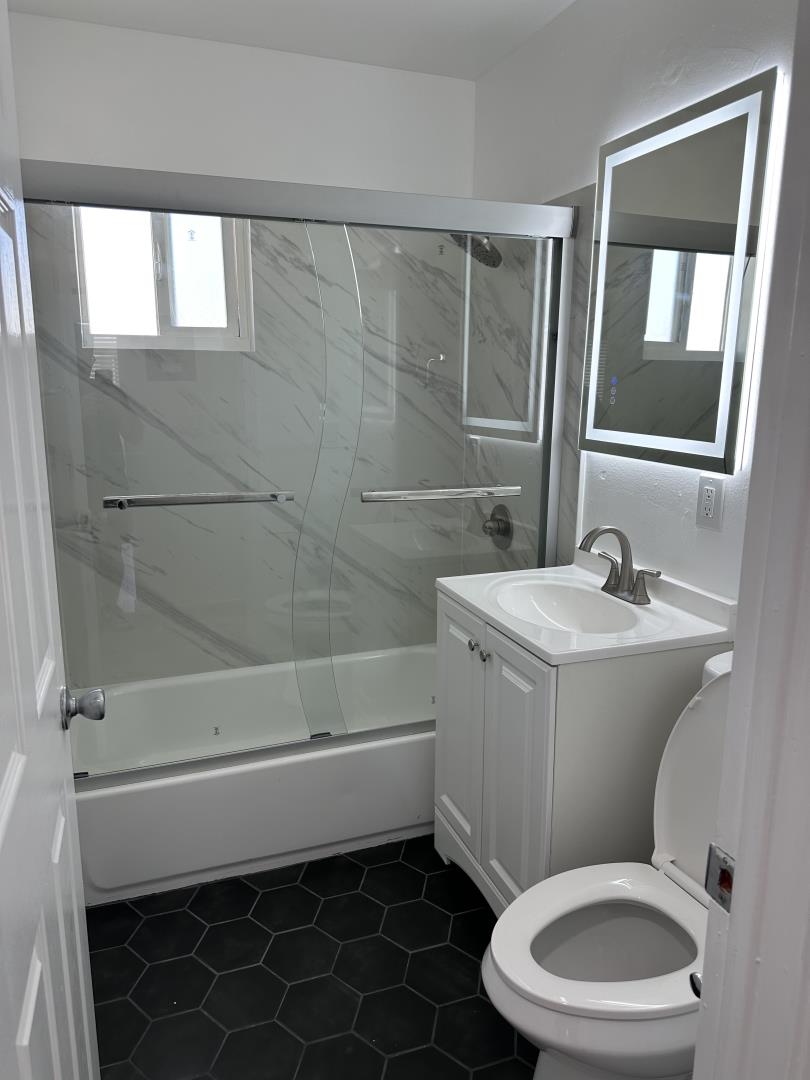 Detail Gallery Image 5 of 10 For 1350 Warburton Ave, Santa Clara,  CA 95050 - – Beds | – Baths