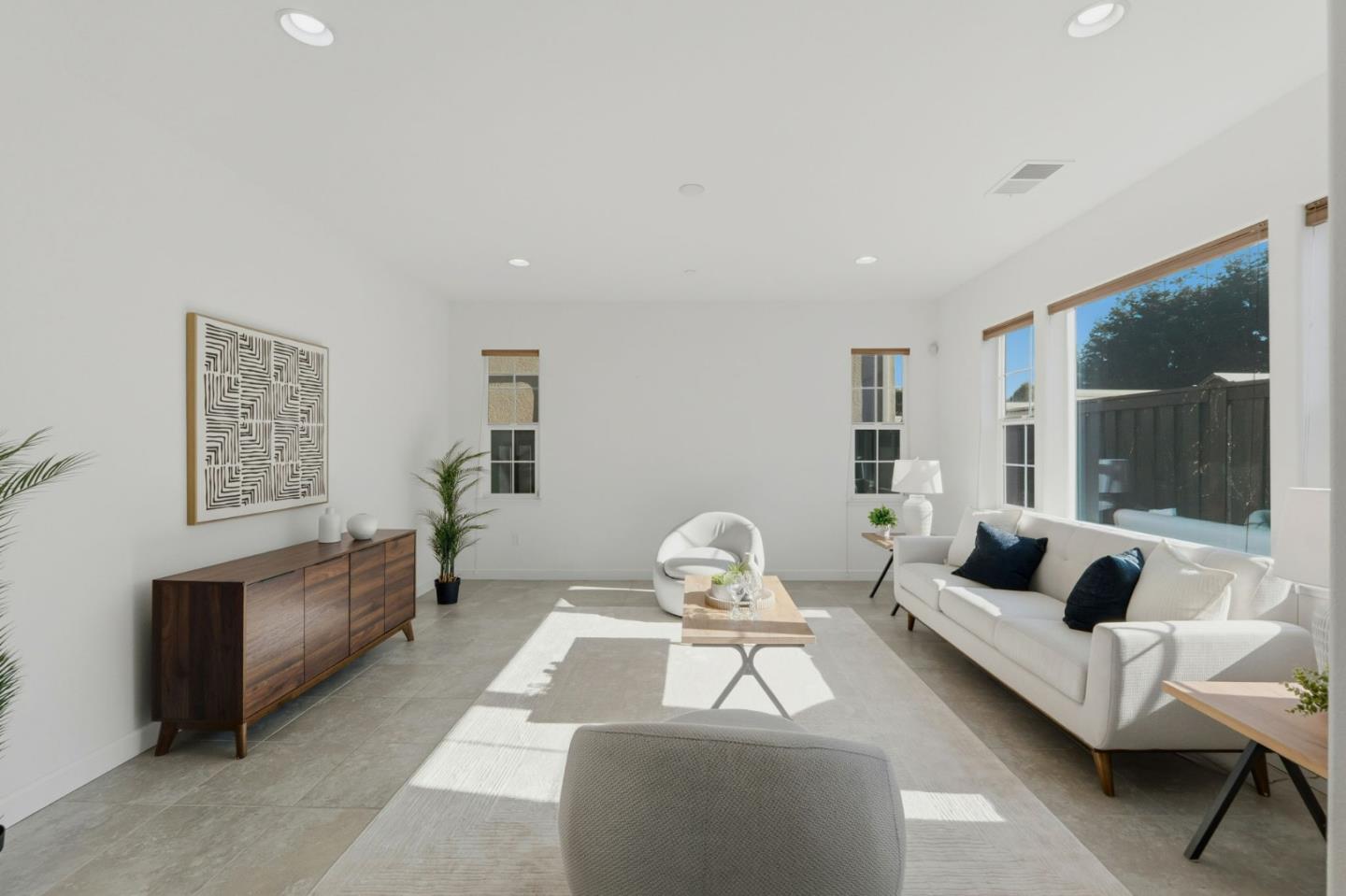 Detail Gallery Image 8 of 54 For 1512 Hayden St, Hayward,  CA 94545 - 4 Beds | 3 Baths