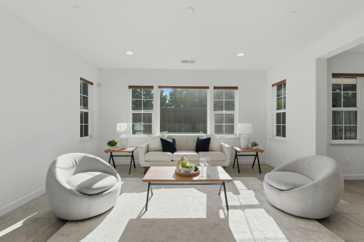 Detail Gallery Image 9 of 54 For 1512 Hayden St, Hayward,  CA 94545 - 4 Beds | 3 Baths