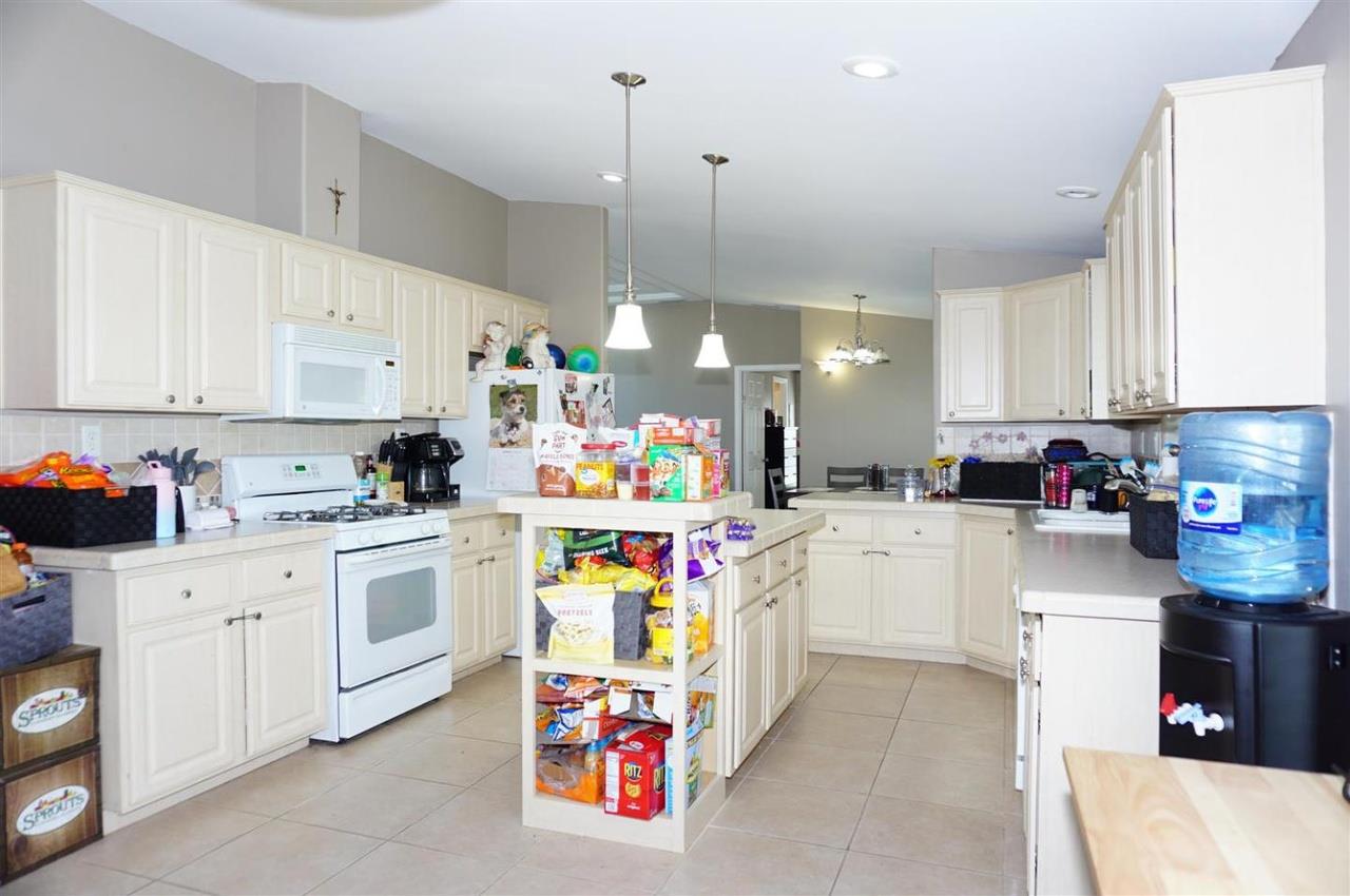 Detail Gallery Image 10 of 18 For 1225 Vienna Dr #38,  Sunnyvale,  CA 94089 - 3 Beds | 2 Baths