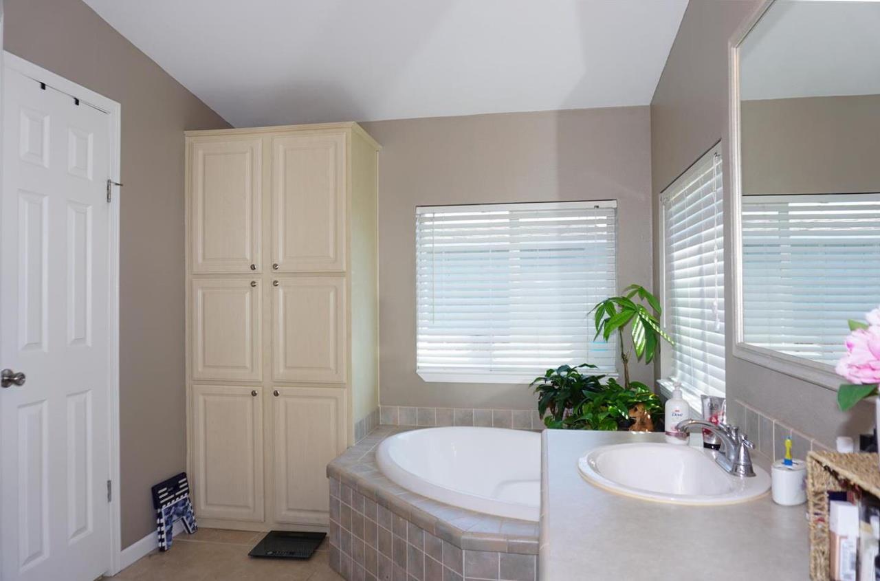 Detail Gallery Image 15 of 18 For 1225 Vienna Dr #38,  Sunnyvale,  CA 94089 - 3 Beds | 2 Baths