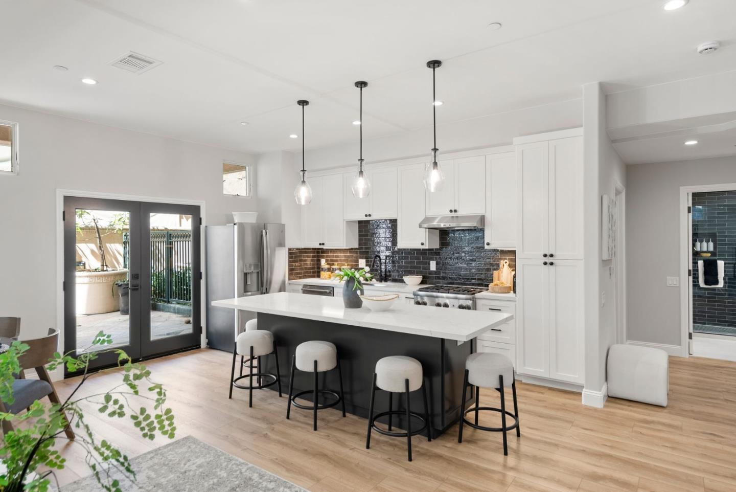 Photo #10: ML82028379 Listing: Photo #10